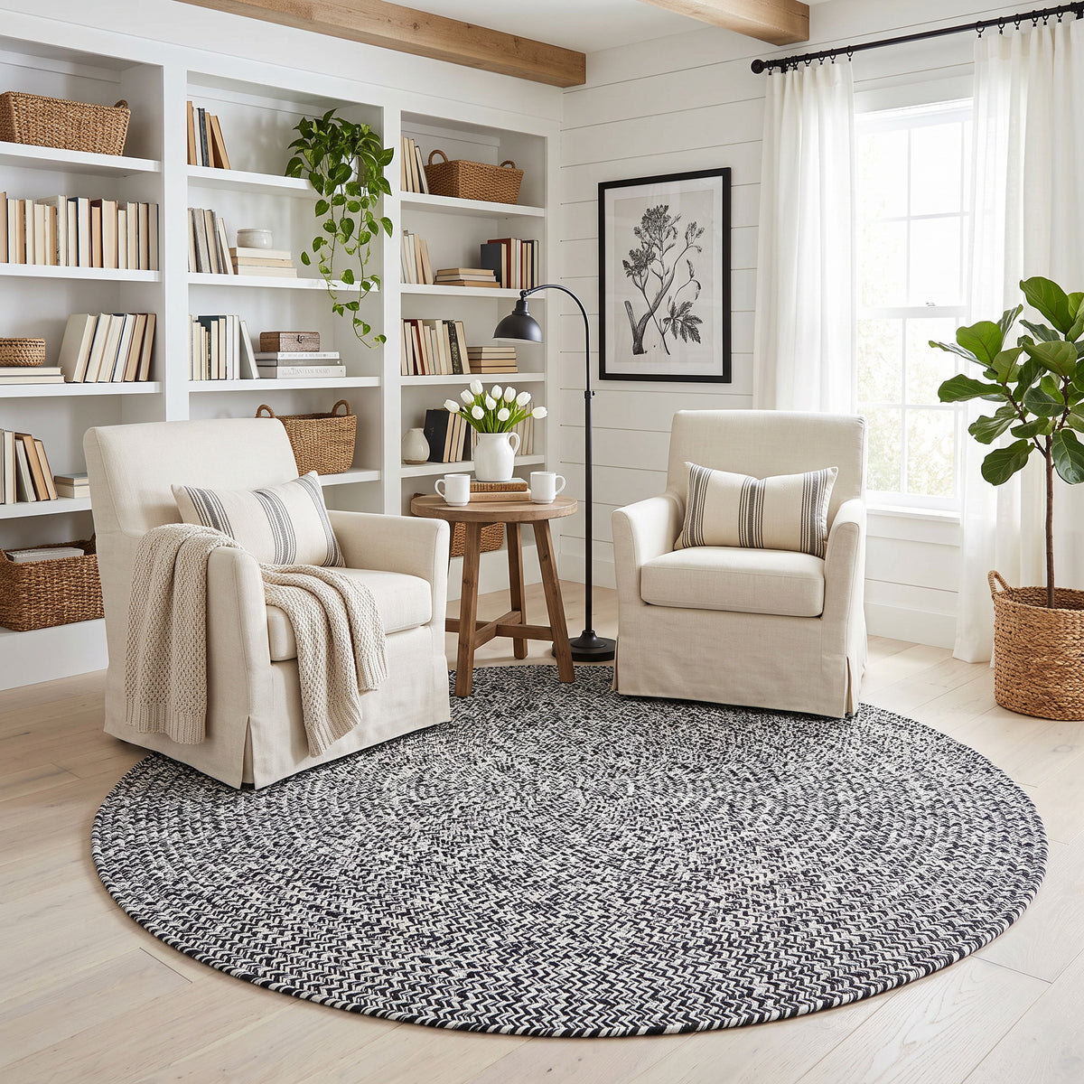 Rustica black and white braided cotton rug, 6 ft round under a breakfast table #size_6' Round