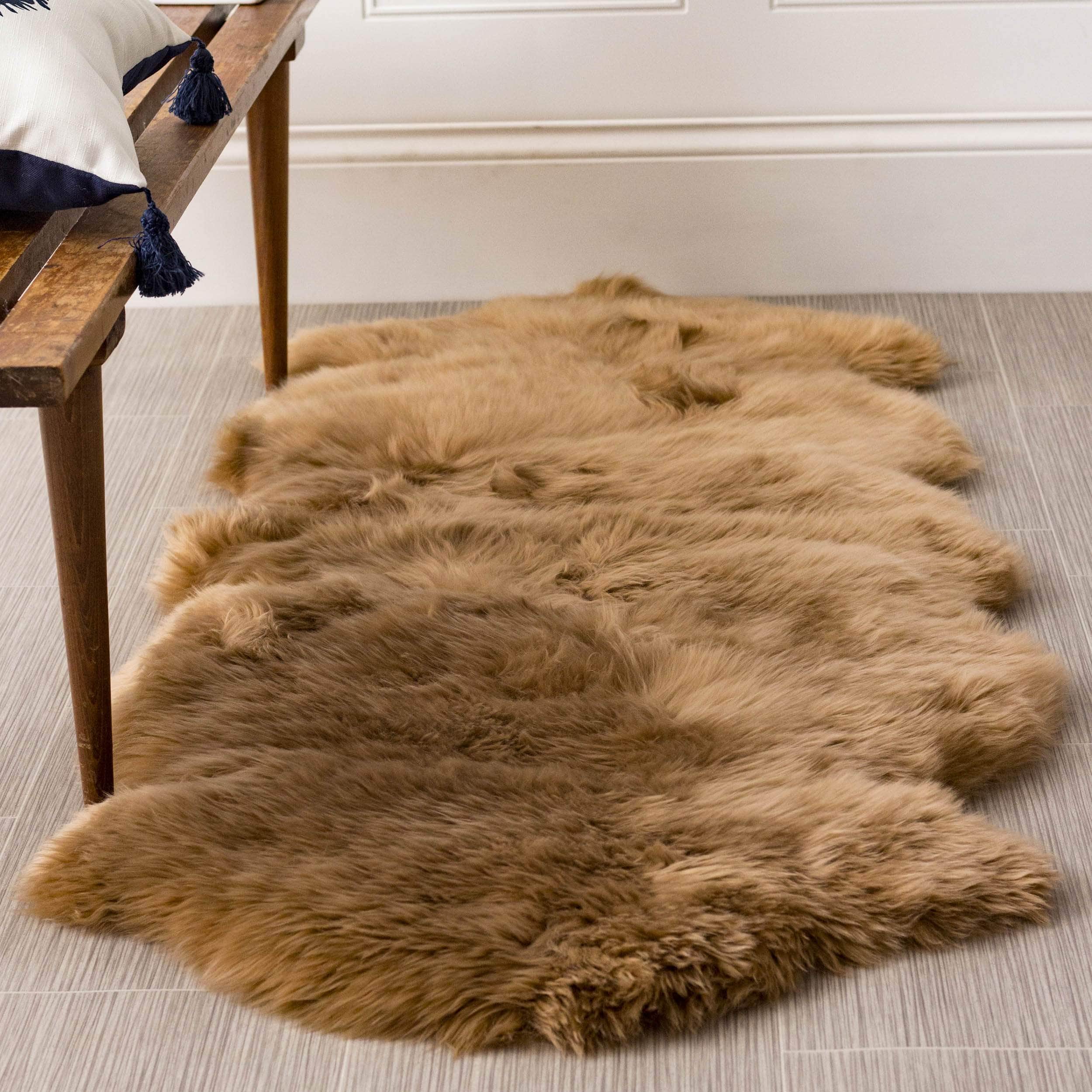 Natural Sheepskin Rug Shearling Fur Pelt #size_2' x 6'