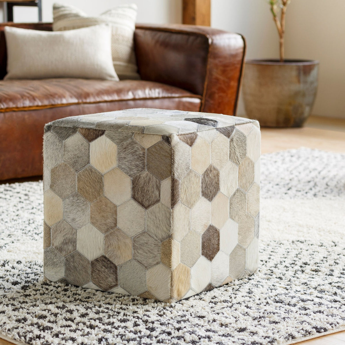Trail Ottoman - styleshot 201