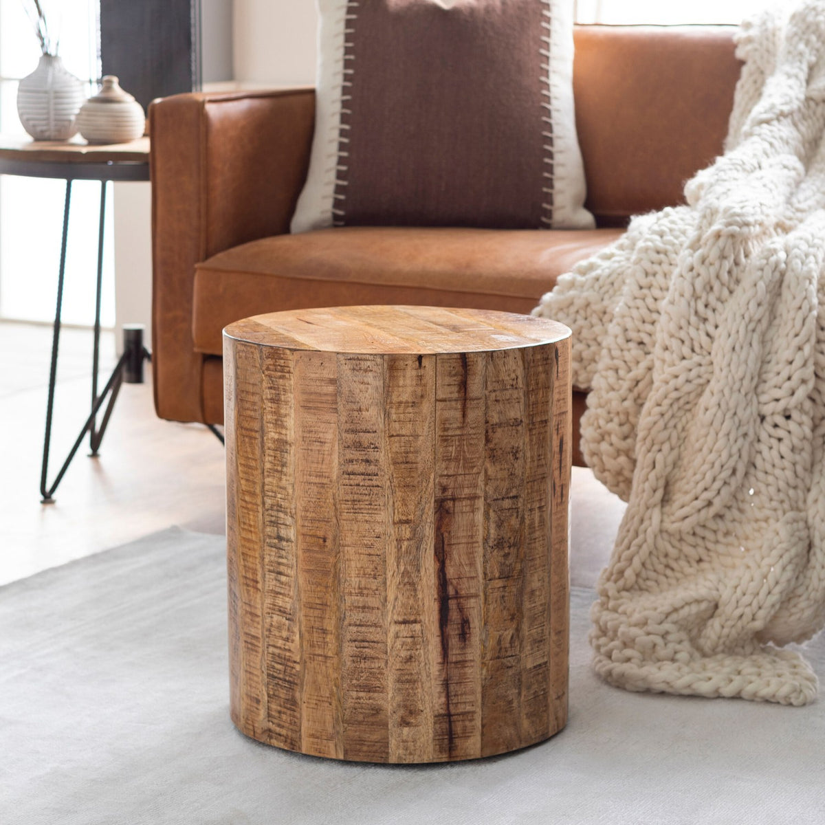Troyes End Table - styleshot 201