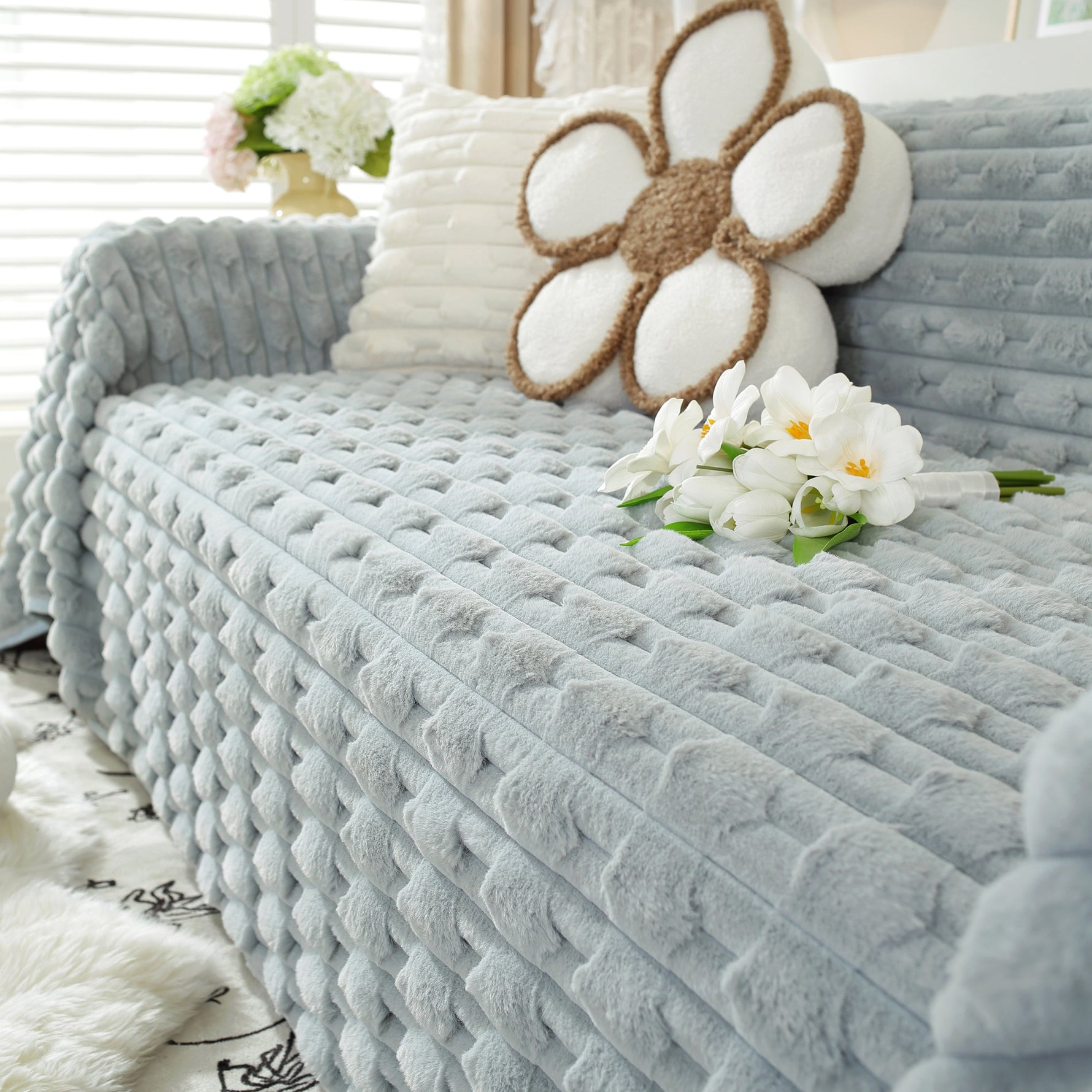 Fluffy Faux Fur Couch Cover Plush Sofa Throw, Warm & Stylish Sofa Protector