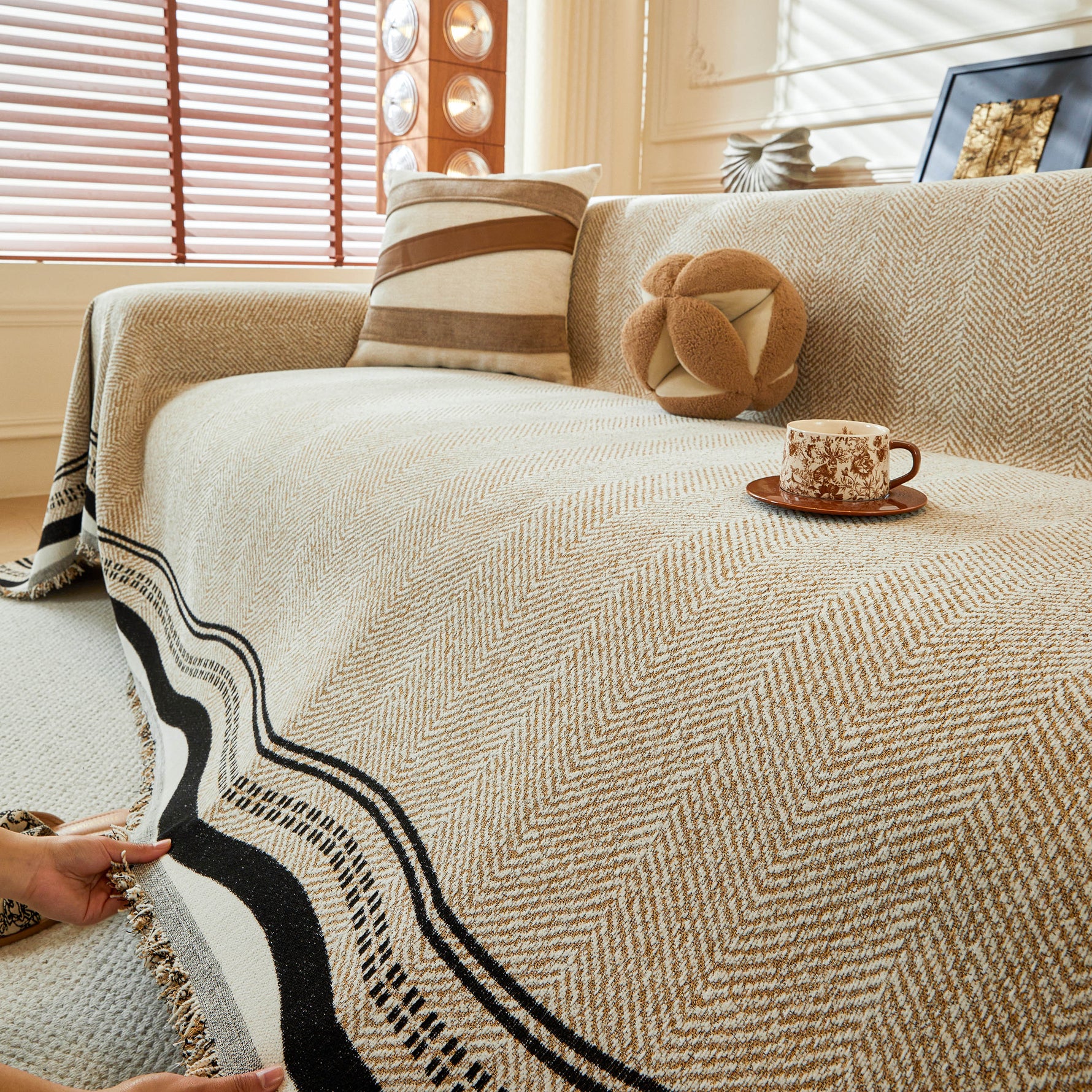 Reversible Herringbone Sofa Cover, 2-in-1 Classic British Throw Blanket for Couch