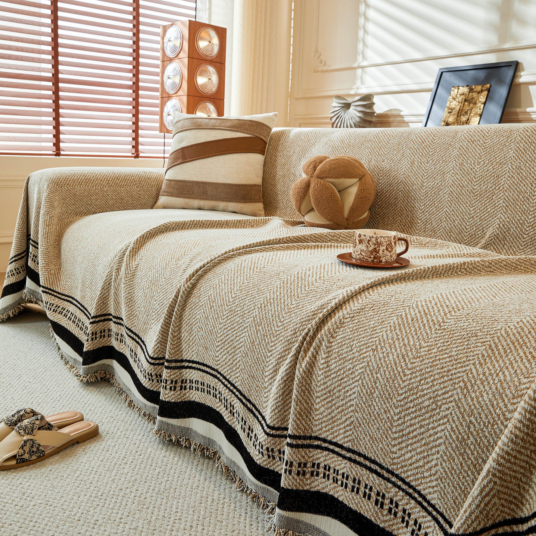 Reversible Herringbone Sofa Cover, 2-in-1 Classic British Throw Blanket for Couch