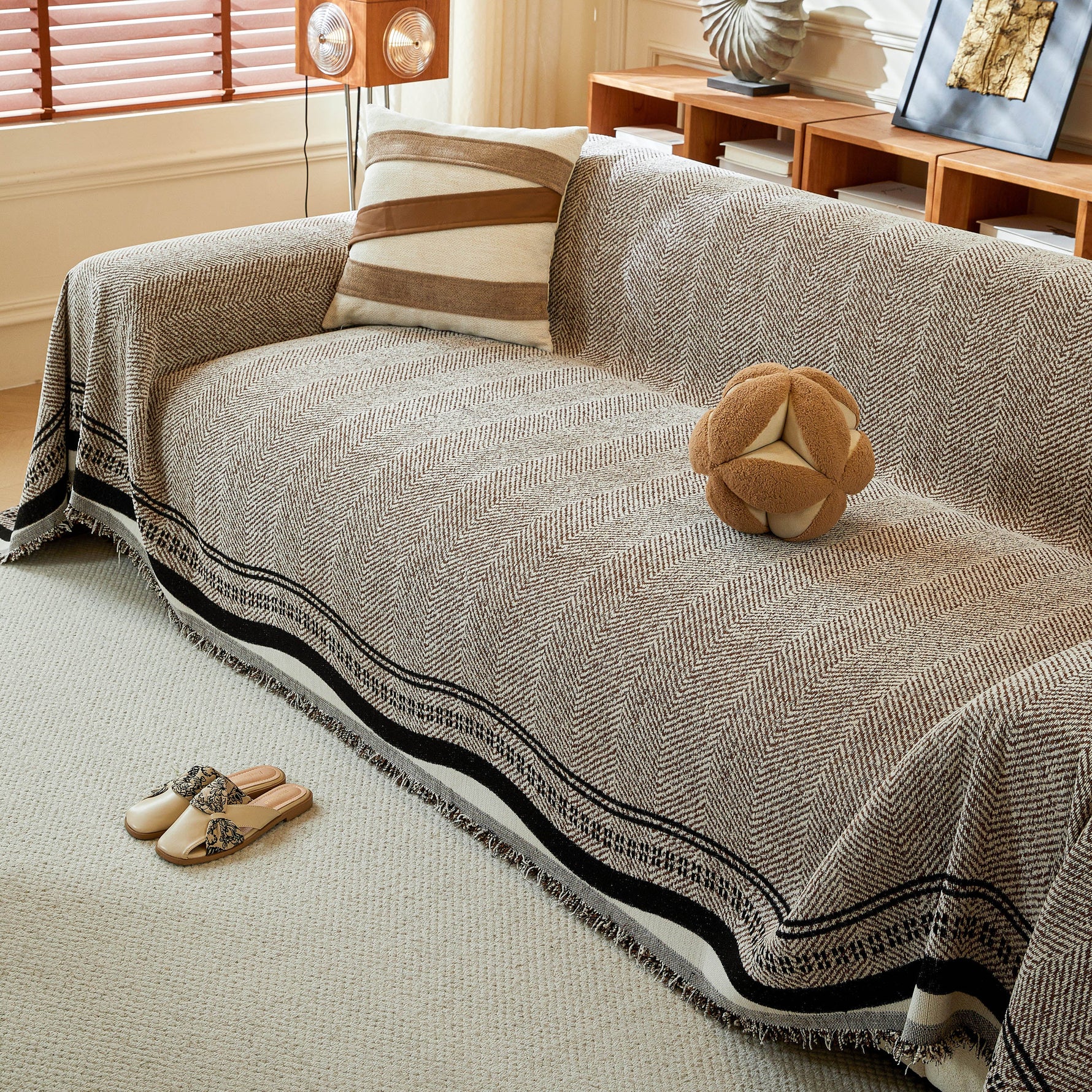 Reversible Herringbone Sofa Cover, 2-in-1 Classic British Throw Blanket for Couch