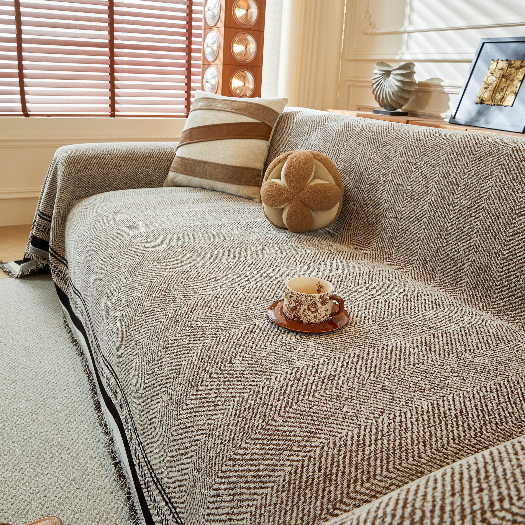 Reversible Herringbone Sofa Cover, 2-in-1 Classic British Throw Blanket for Couch