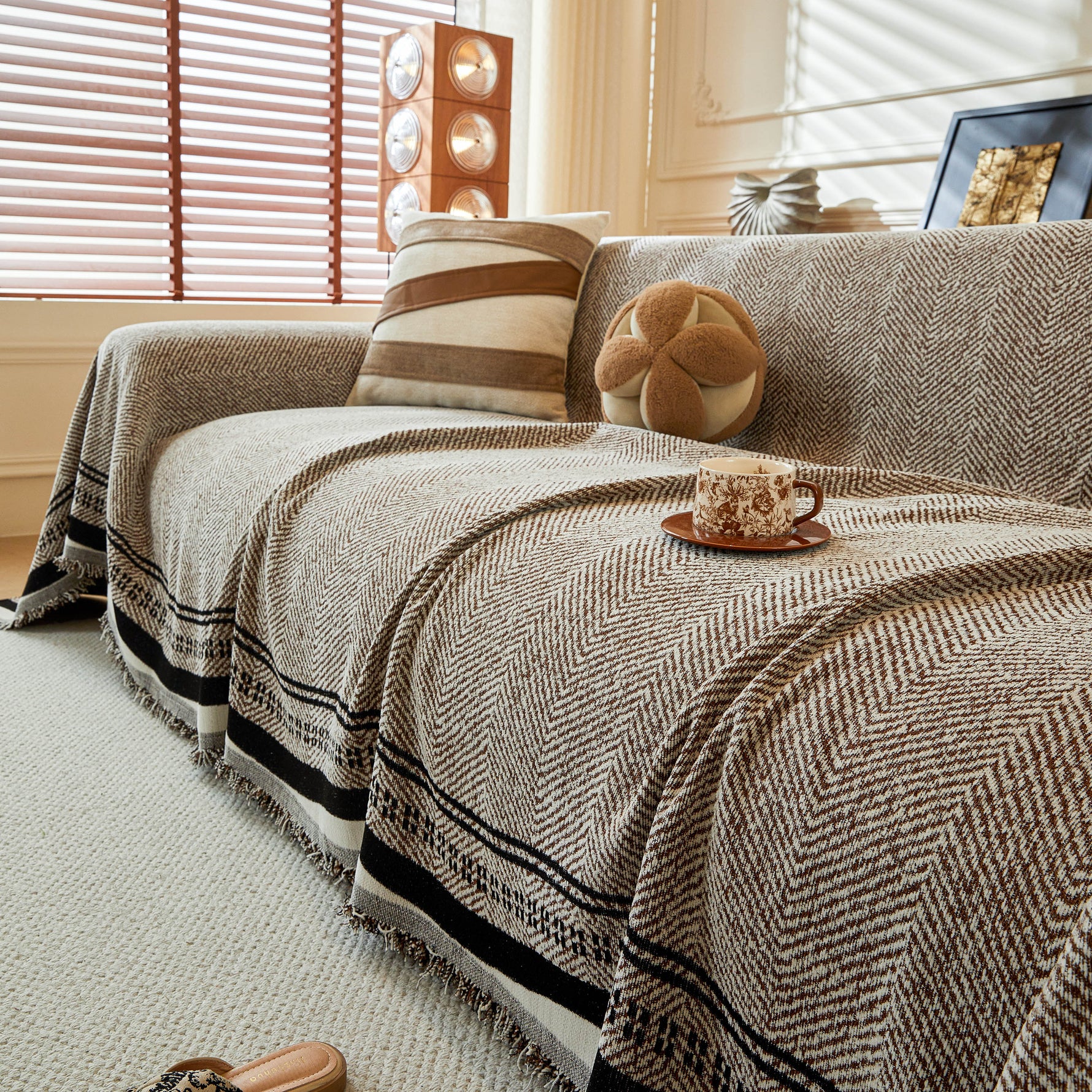 Reversible Herringbone Sofa Cover, 2-in-1 Classic British Throw Blanket for Couch