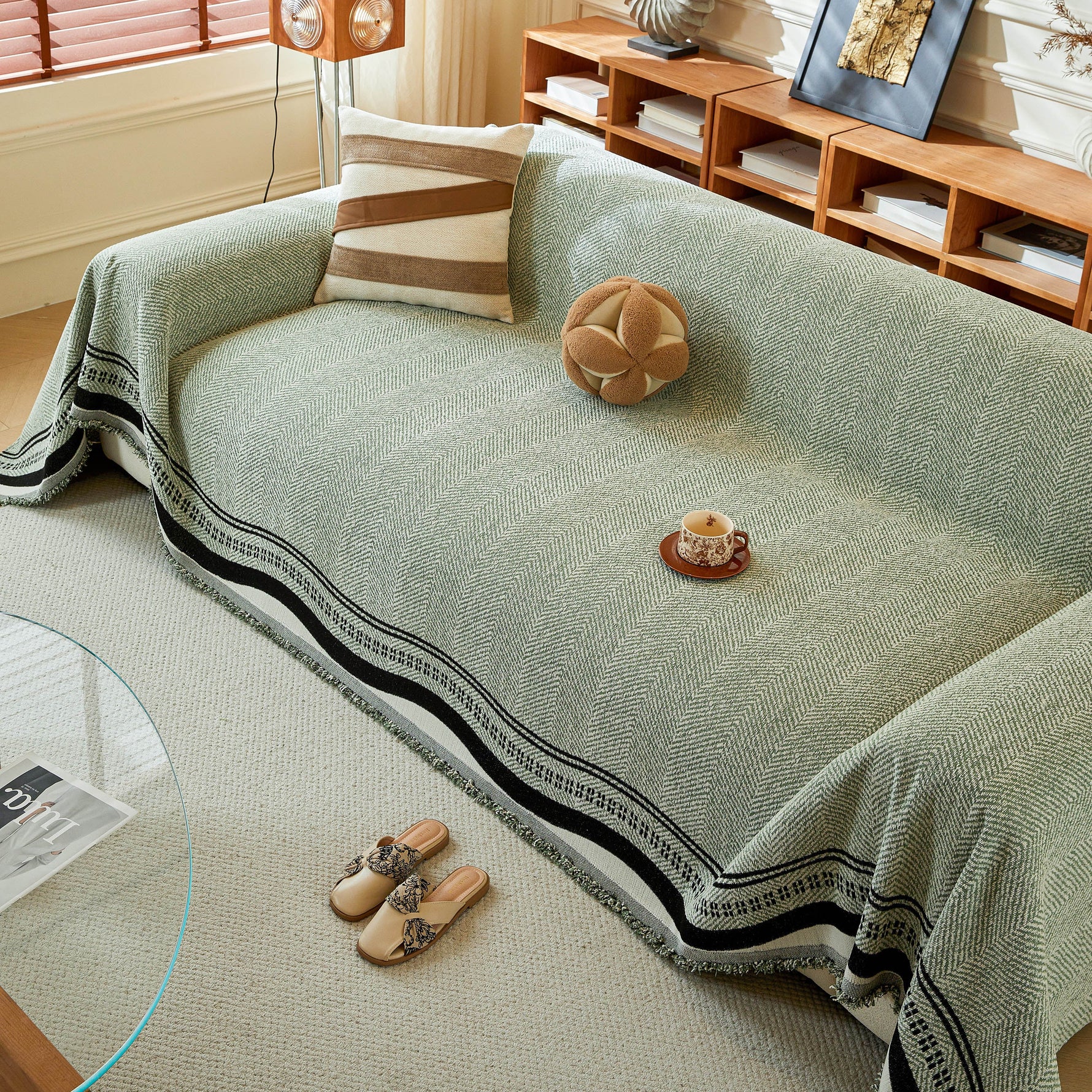 Reversible Herringbone Sofa Cover, 2-in-1 Classic British Throw Blanket for Couch