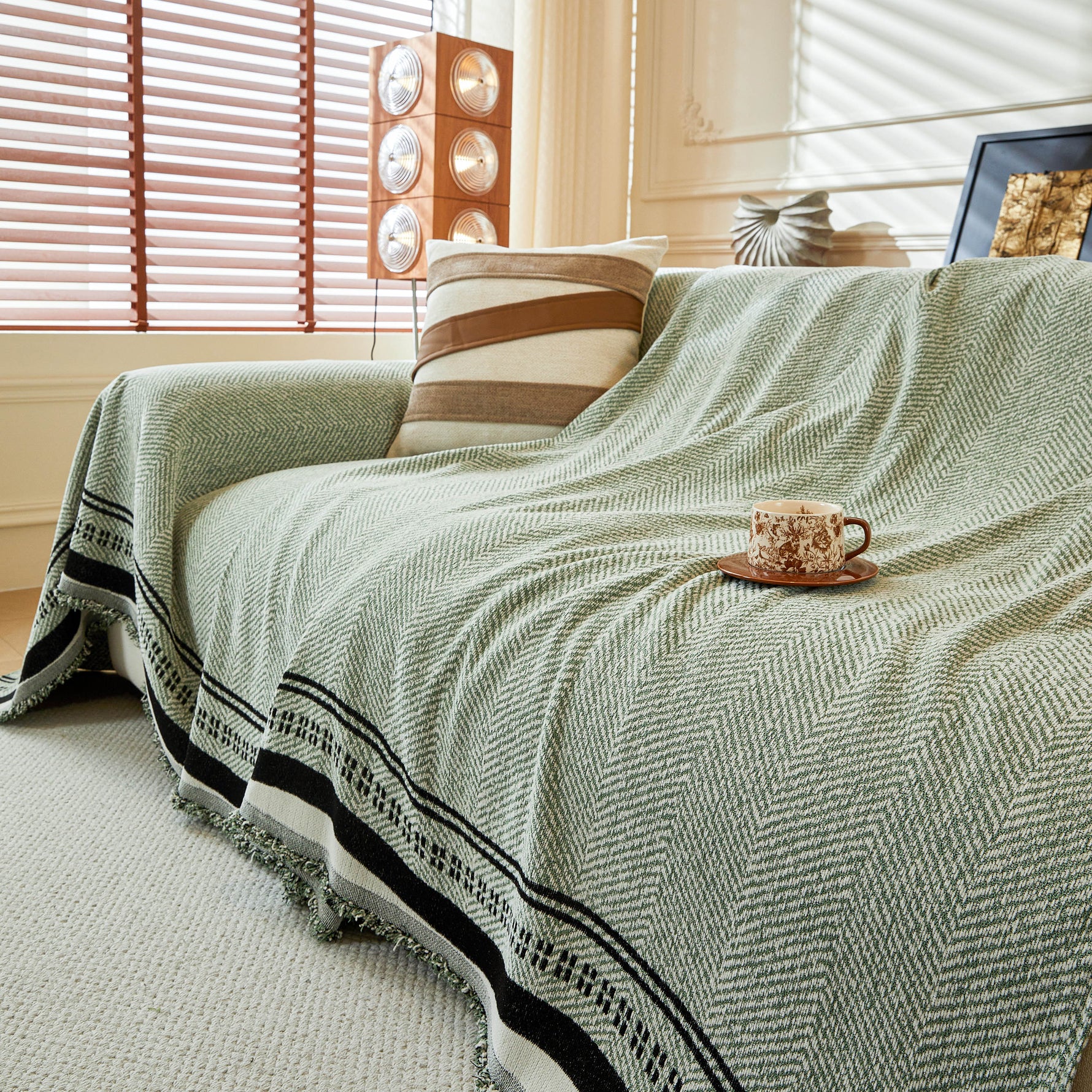 Reversible Herringbone Sofa Cover, 2-in-1 Classic British Throw Blanket for Couch