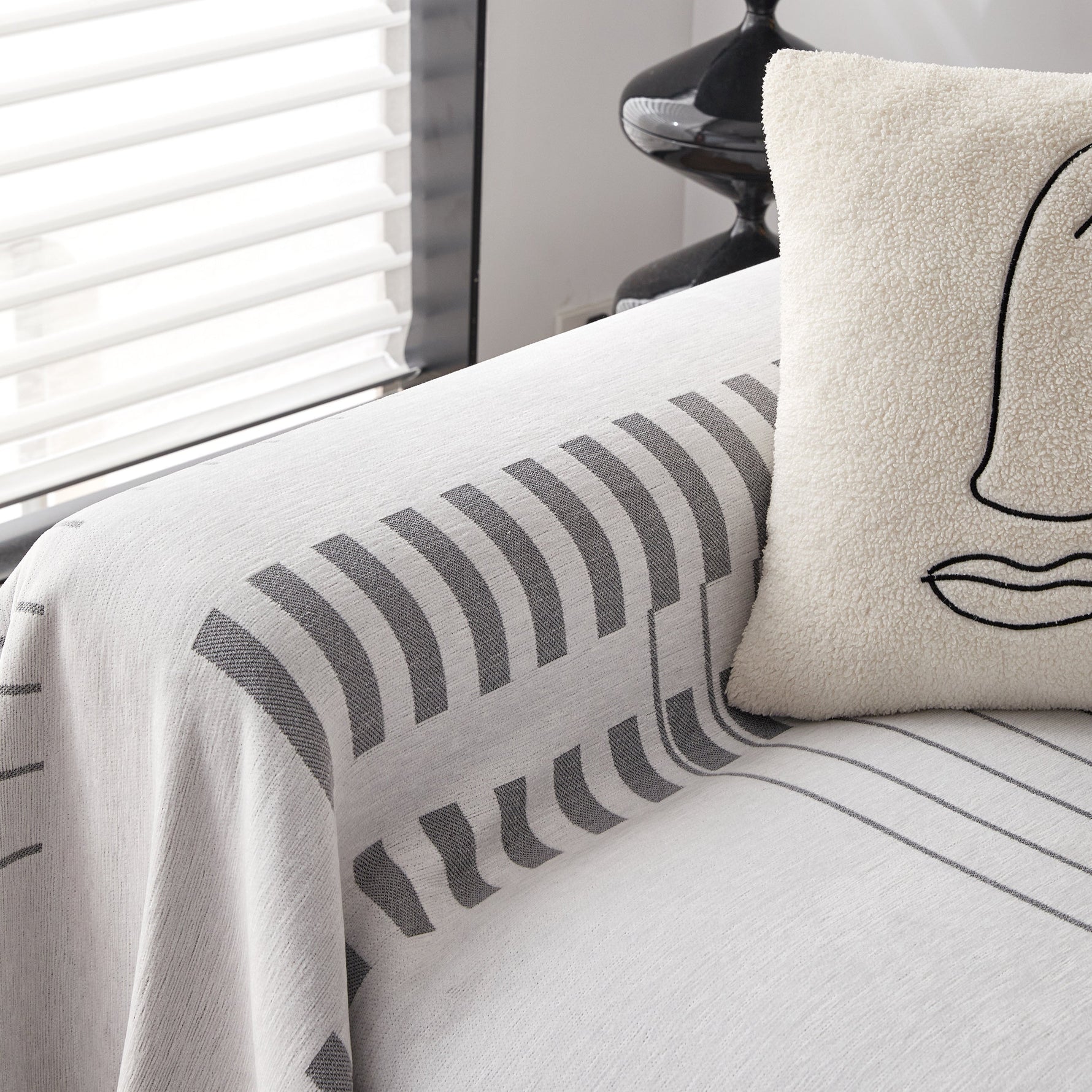 Reversible Chenille Couch Cover Blanket with Tassel Large Boho Futon Cover L Shaped Sectional Cover