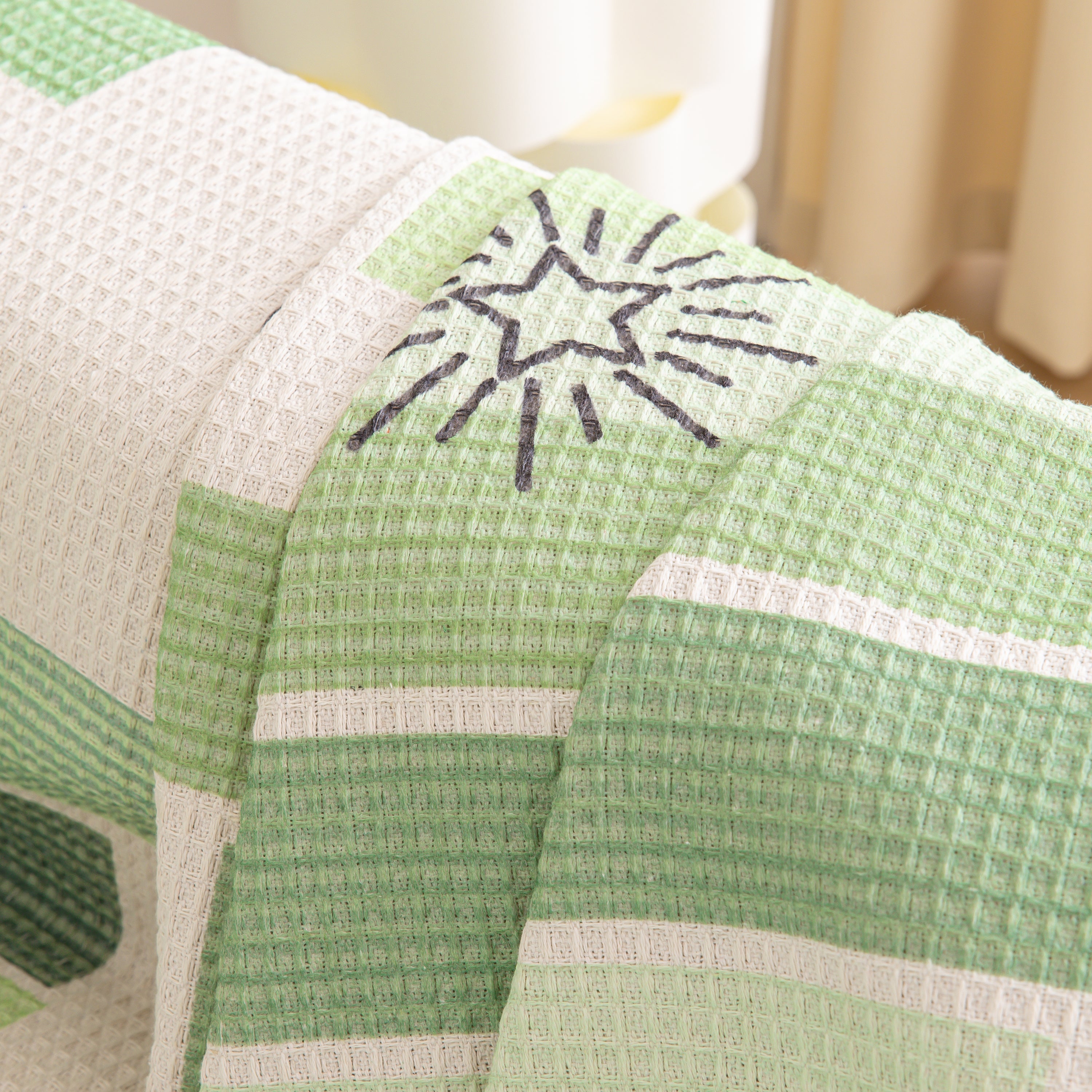 Chenille Sofa Cover Throw, Smile Couch Cover Blanket Throws for Couches, Soft Sofa Towel