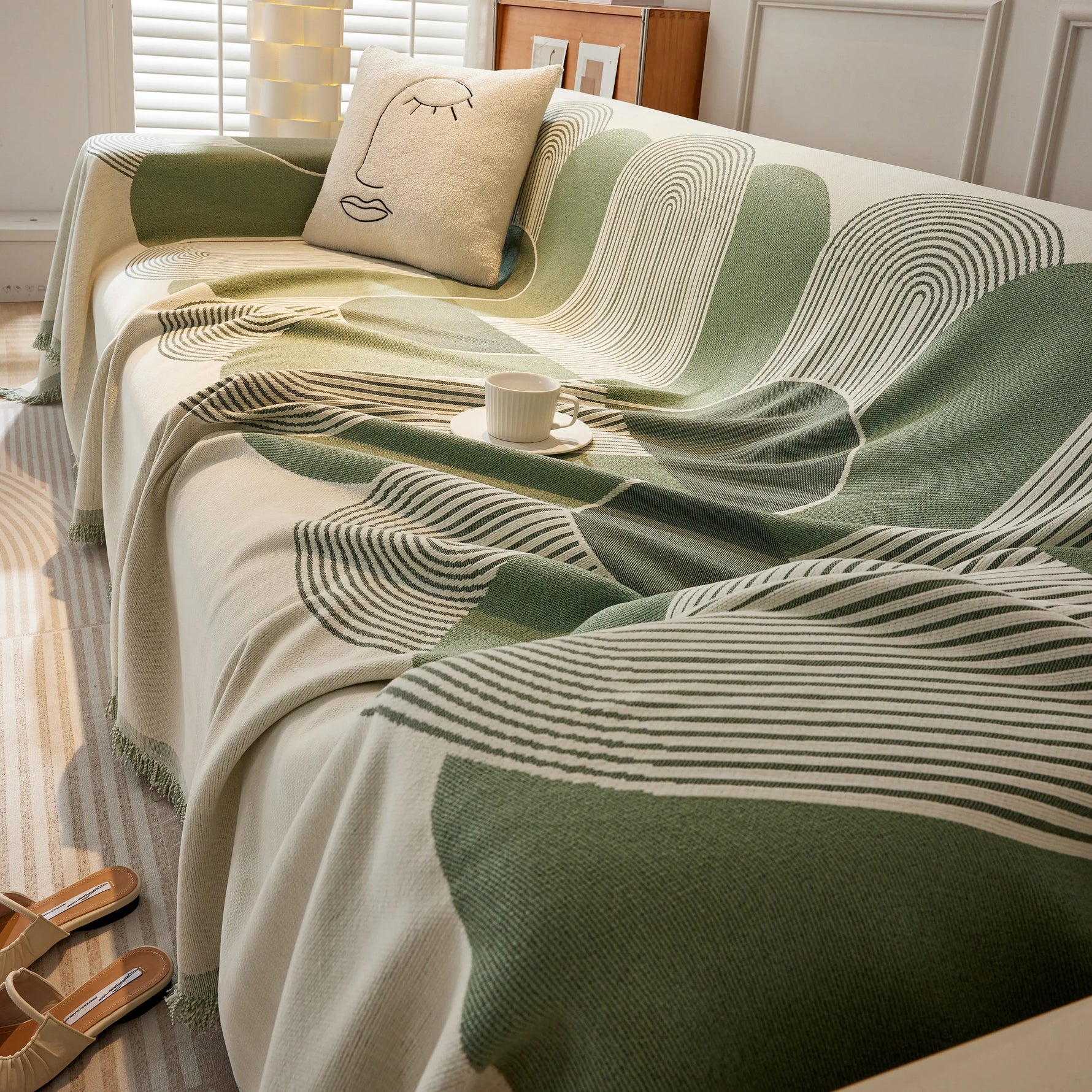 Soft Chenille Tassel Trim Sectional Sofa Protector Couch Covers for Cats Cozy Blanket Sofa Throws