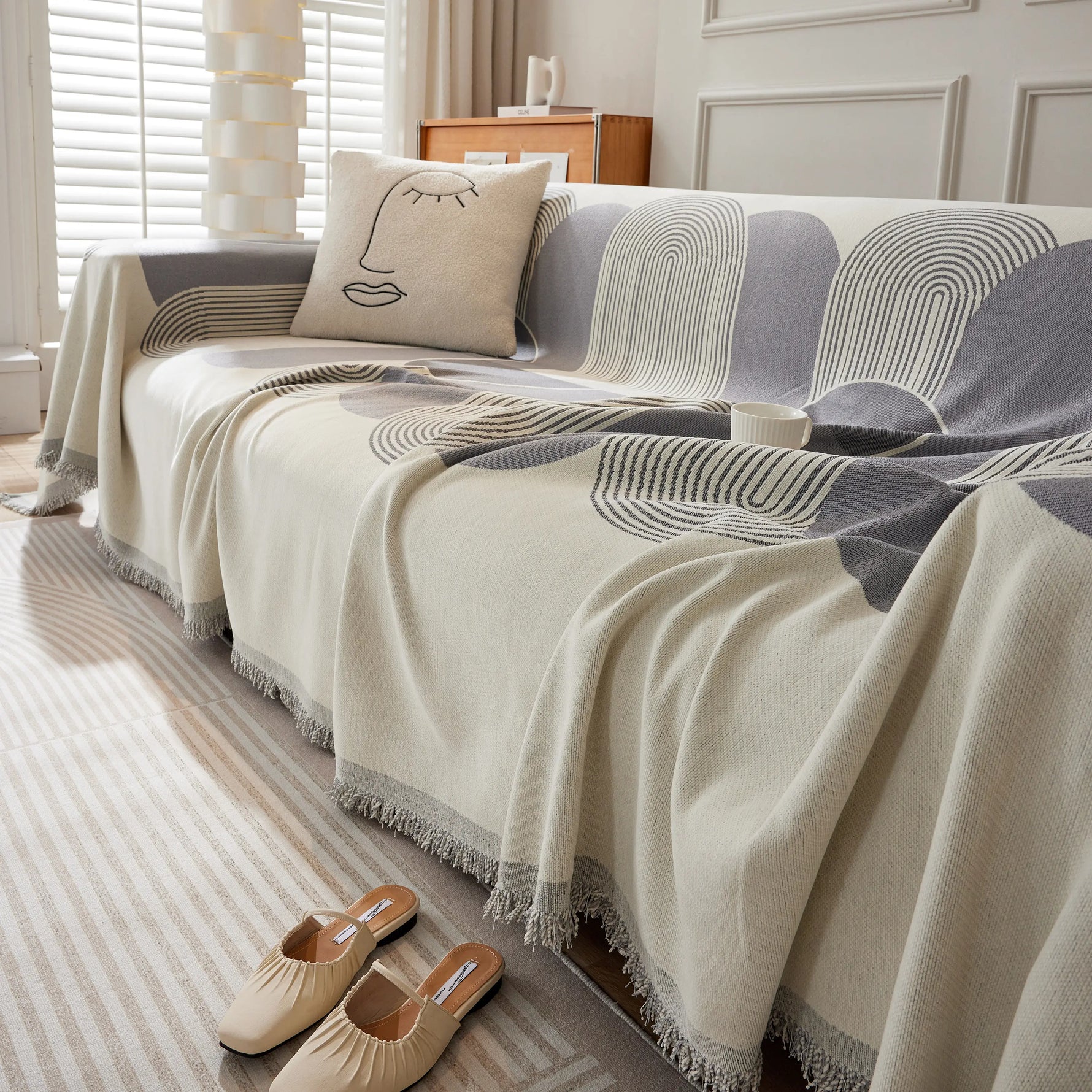 Soft Chenille Tassel Trim Sectional Sofa Protector Couch Covers for Cats Cozy Blanket Sofa Throws