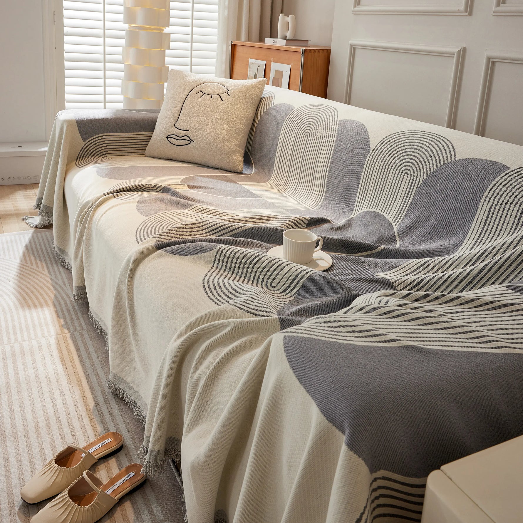 Soft Chenille Tassel Trim Sectional Sofa Protector Couch Covers for Cats Cozy Blanket Sofa Throws