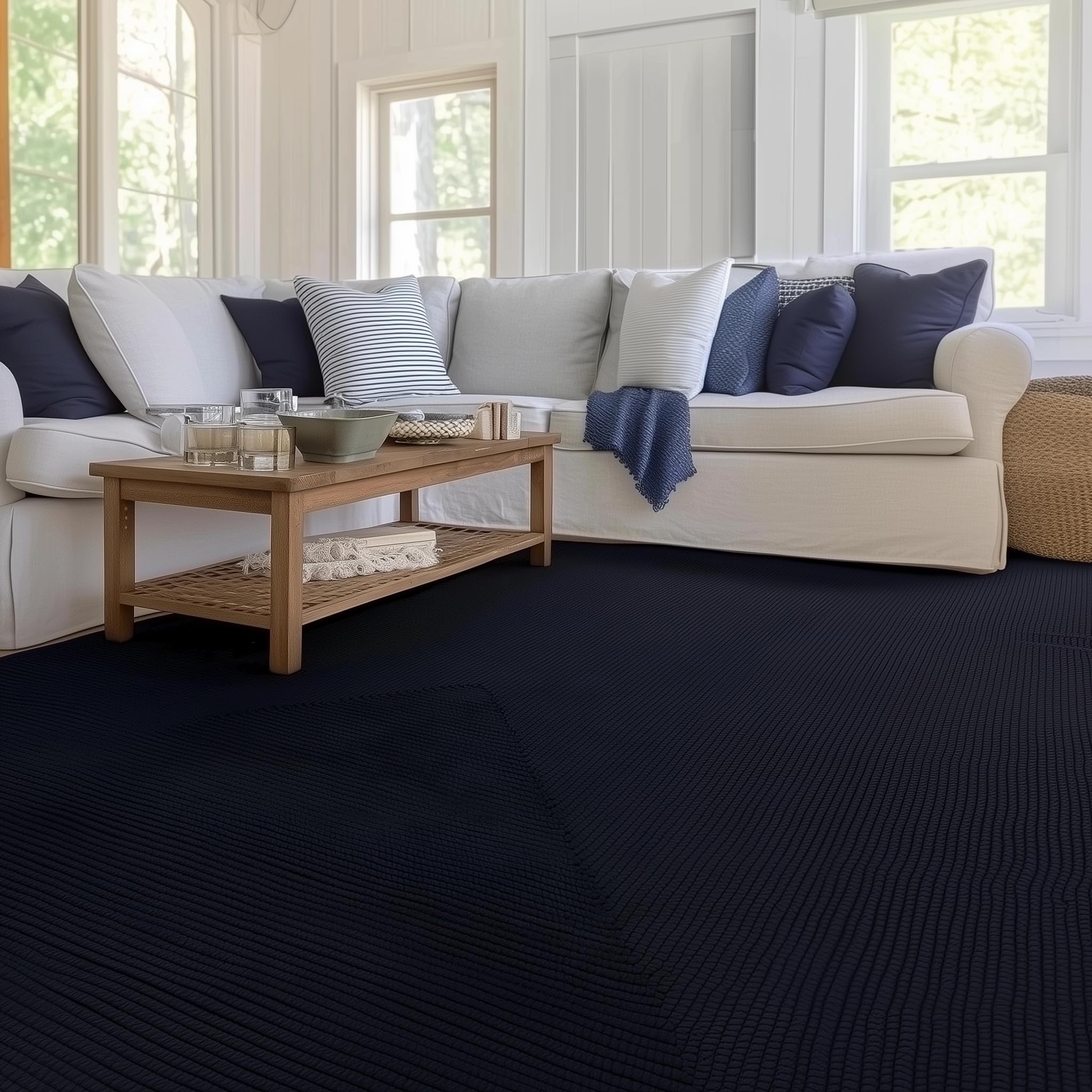 Black Reversible Indoor Outdoor Solid Braided Rug