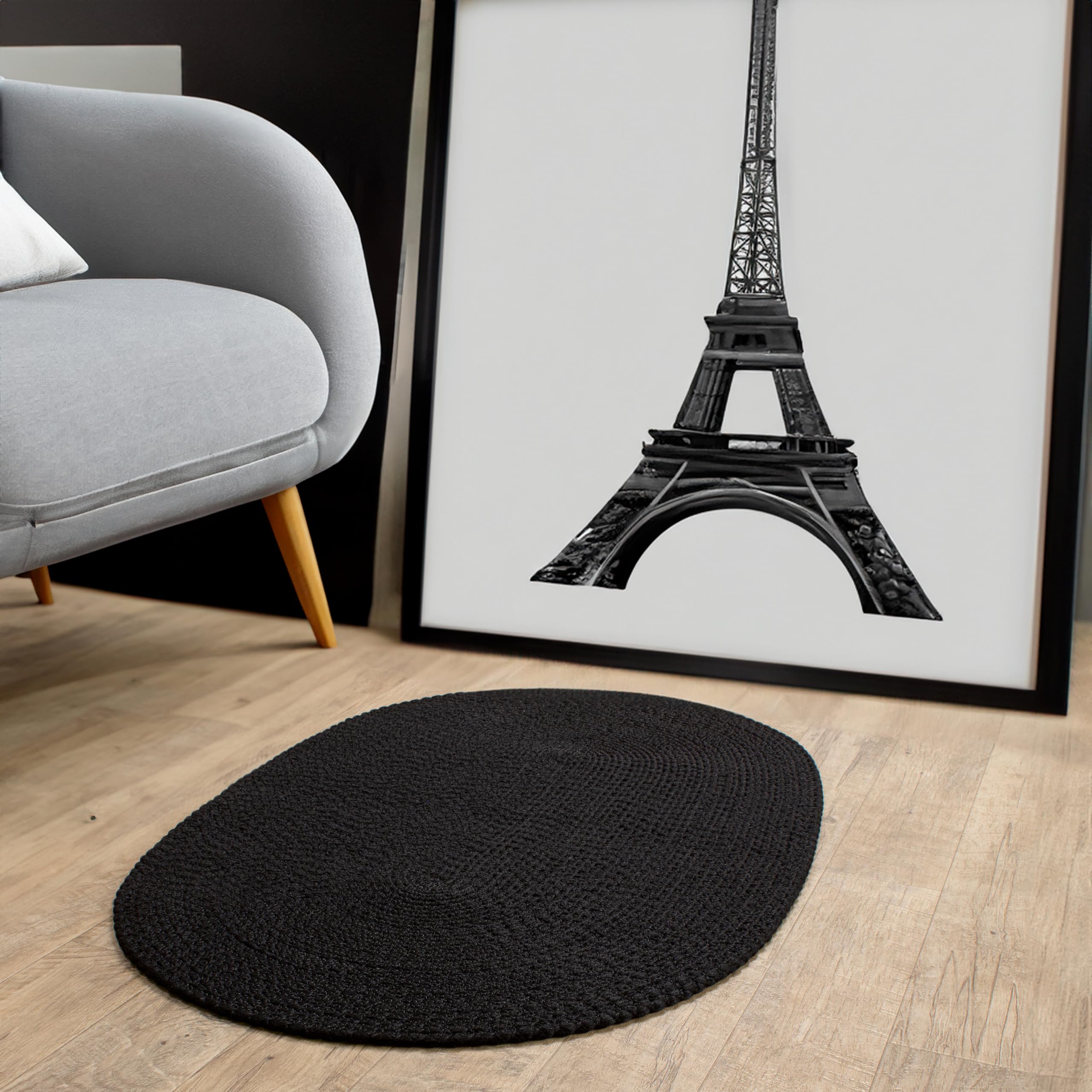 Black Braided Rug - Reversible Solid Constrution - Indoor Outdoor
