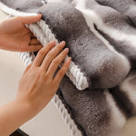 Ultra Soft Faux Fur Couch Cover – Large, Fluffy, and Elegant Sofa Throw Blanket