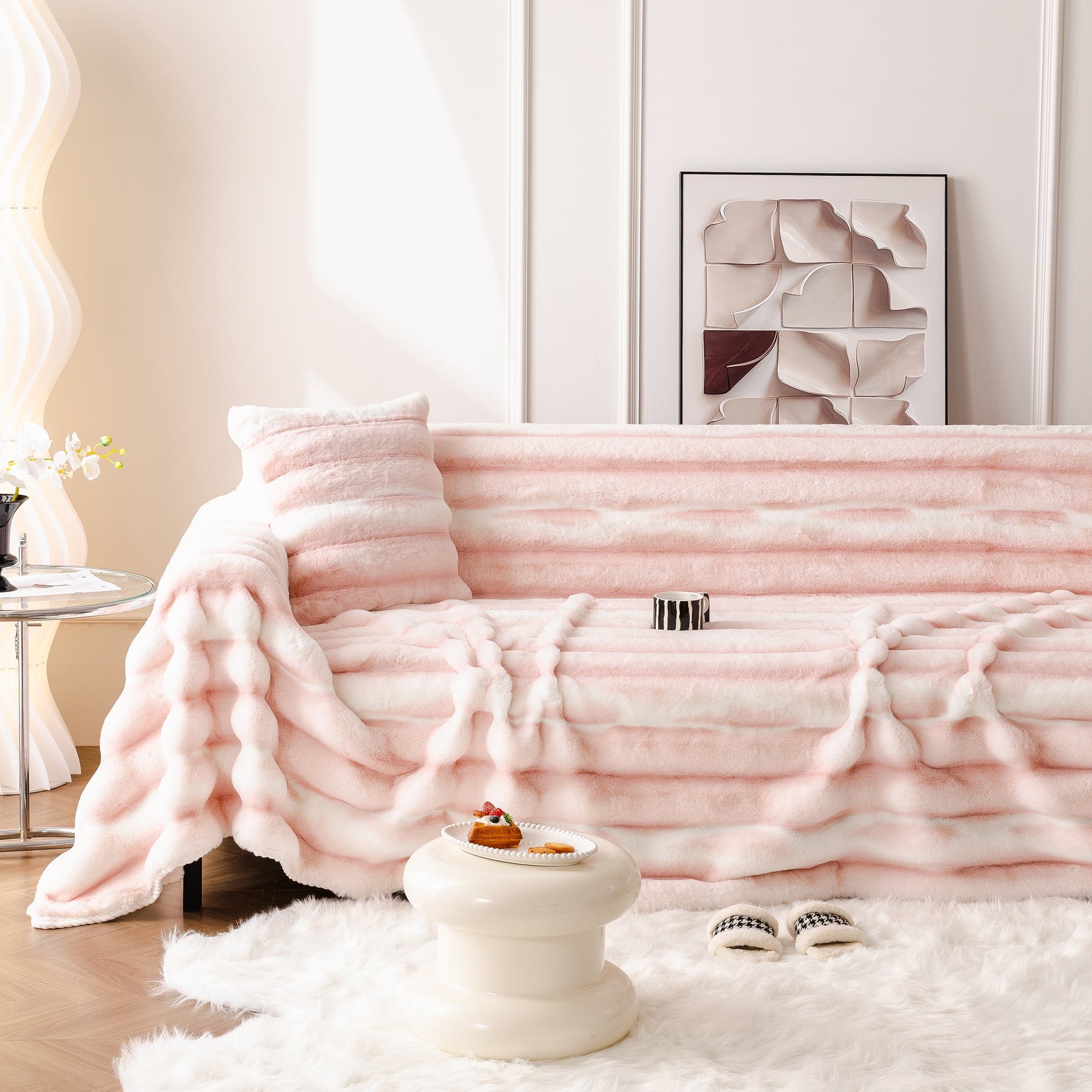 Ultra Soft Faux Fur Couch Cover – Large, Fluffy, and Elegant Sofa Throw Blanket