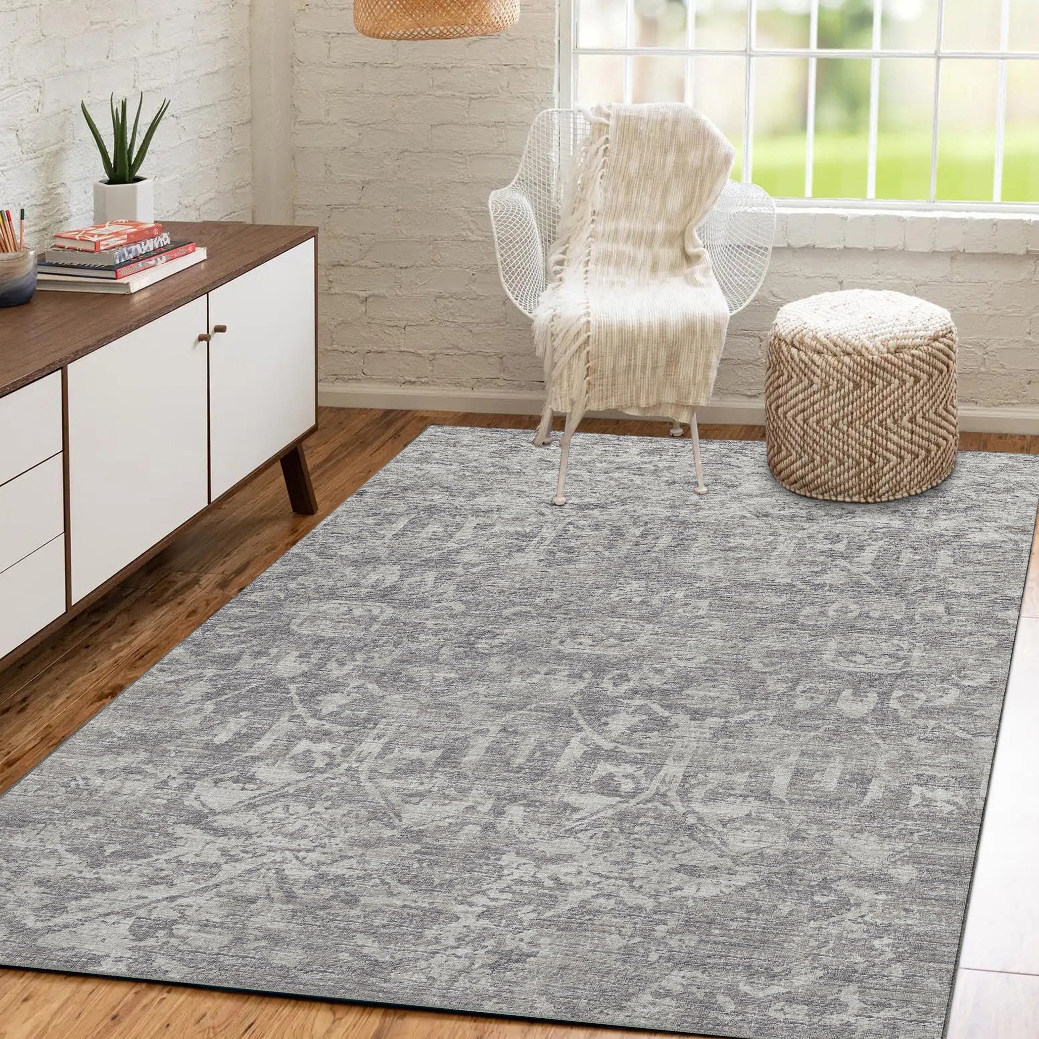 Luxury Machine Washable Indoor/Outdoor Traditional AB1 Flannel Gray Rug 3' x 5' #shape_Rectangle