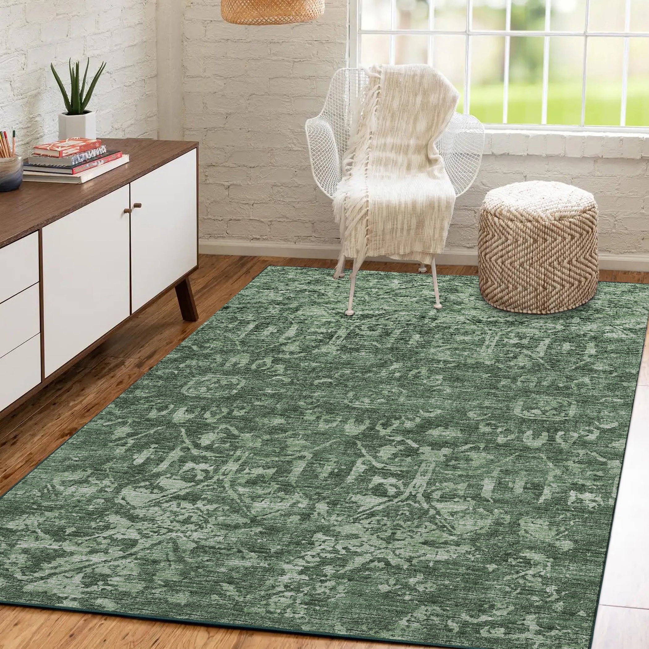 Luxury Machine Washable Indoor/Outdoor Traditional AB1 Irish Green Rug 3' x 5' #shape_Rectangle