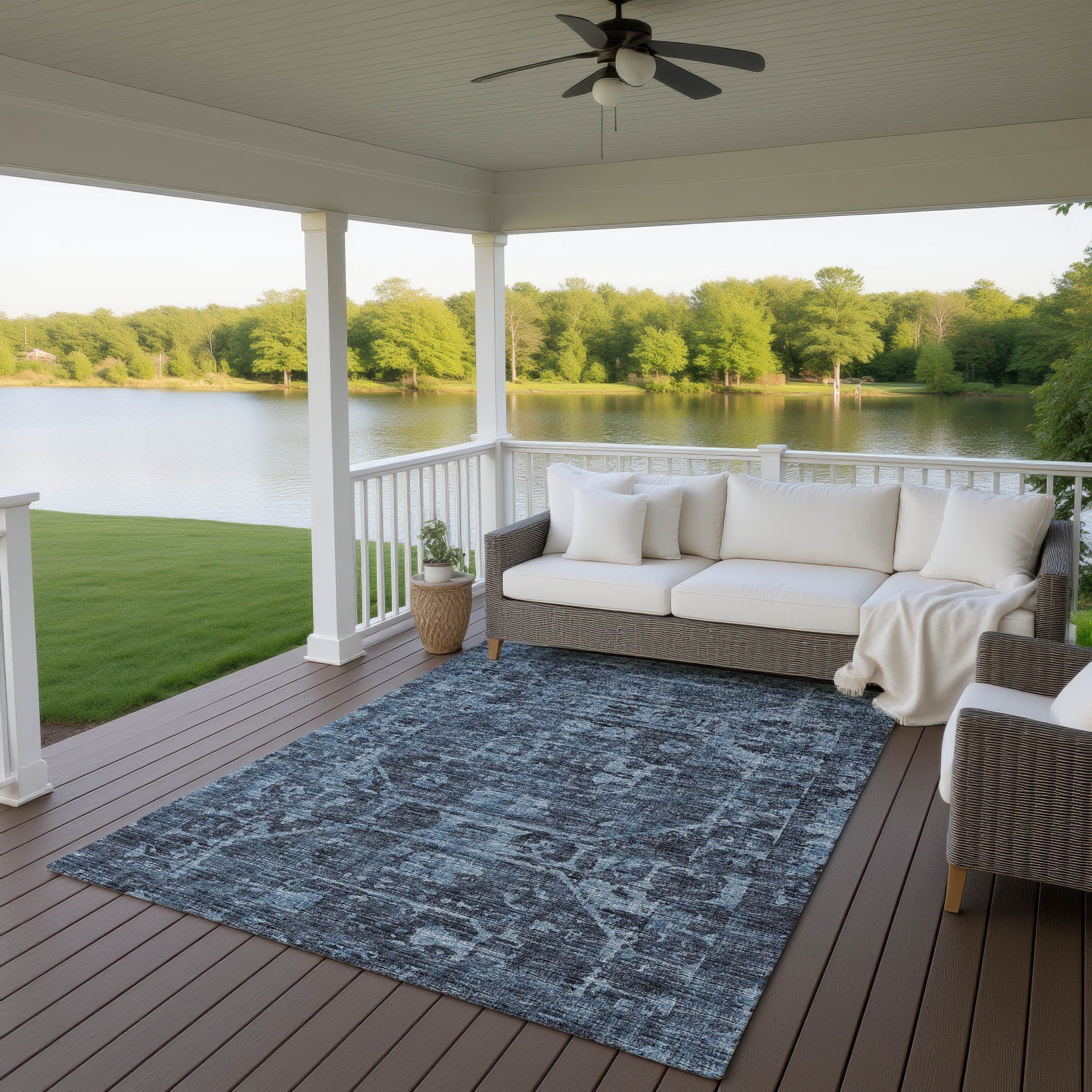 Luxury Machine Washable Indoor/Outdoor Traditional AB2 Baltic Blue Rug 3' x 5' #shape_Rectangle