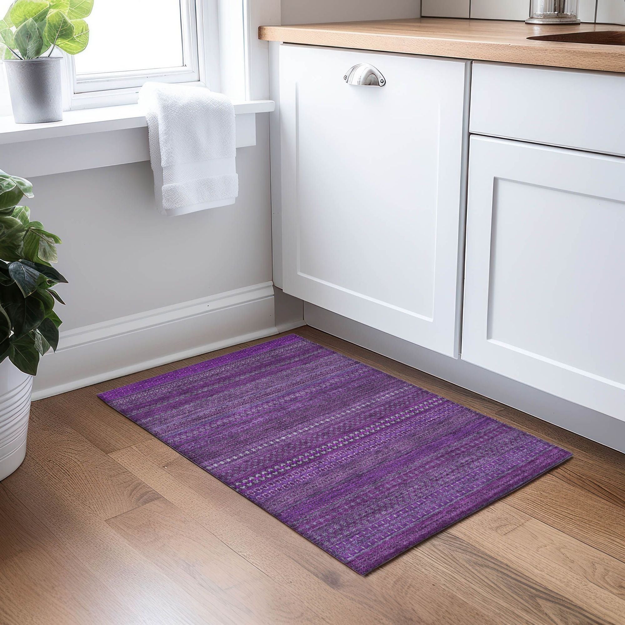 Machine Made ACN527 Eggplant Purple Rugs 
