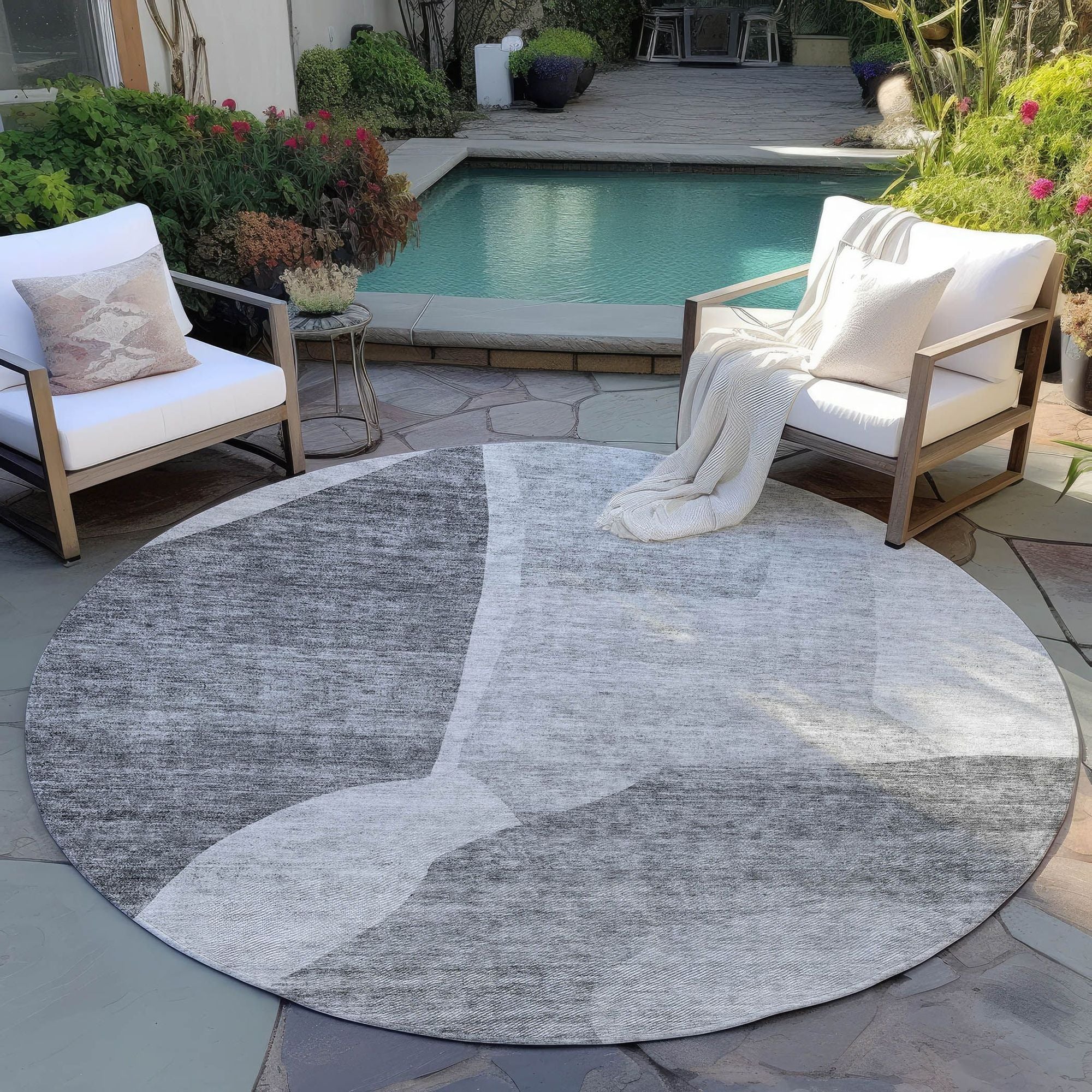 Machine Washable Silver Gray Rug - Indoor / Outdoor - Kids / Pet Friendly Abstract Print Rug