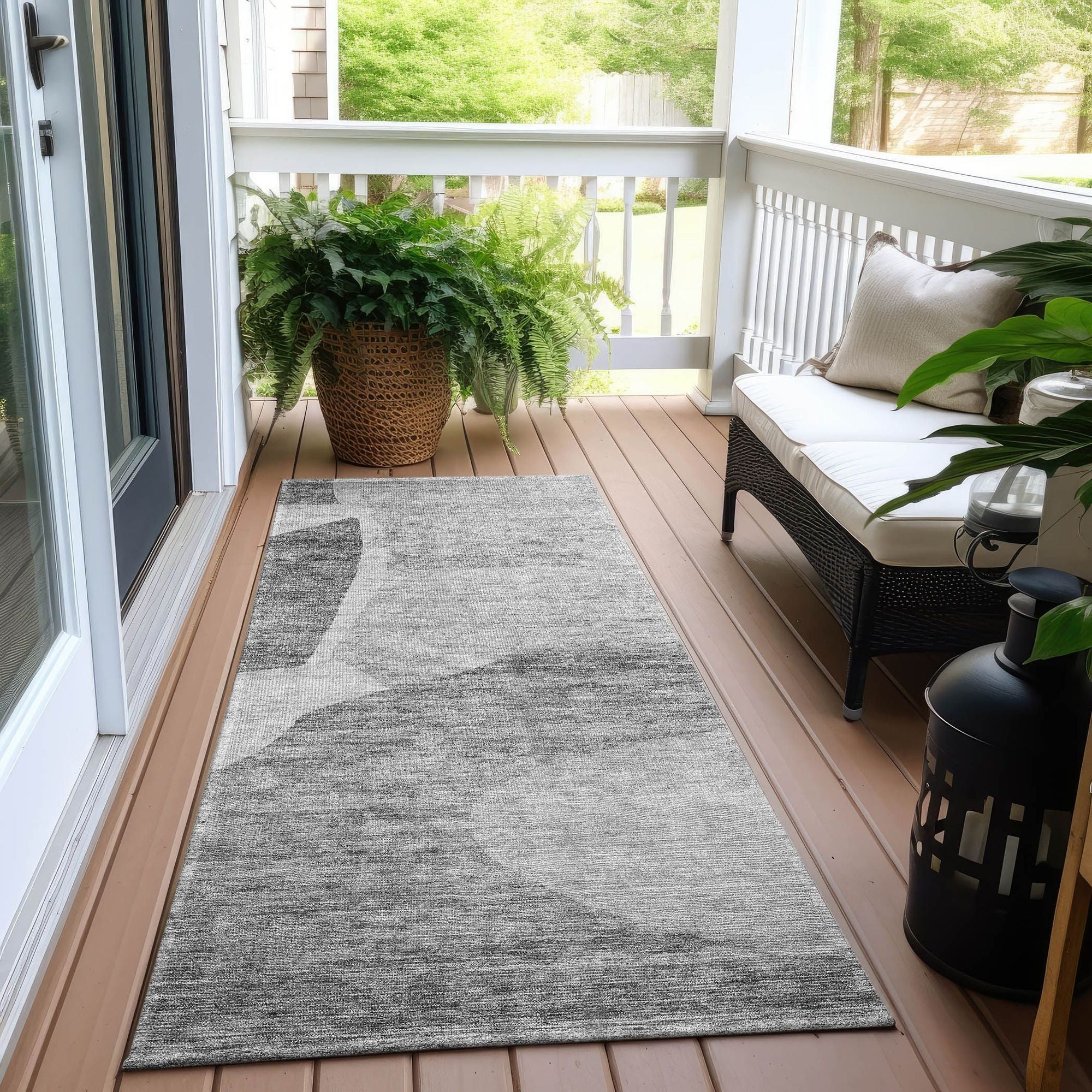 Machine Washable Silver Gray Rug - Indoor / Outdoor - Kids / Pet Friendly Abstract Print Rug