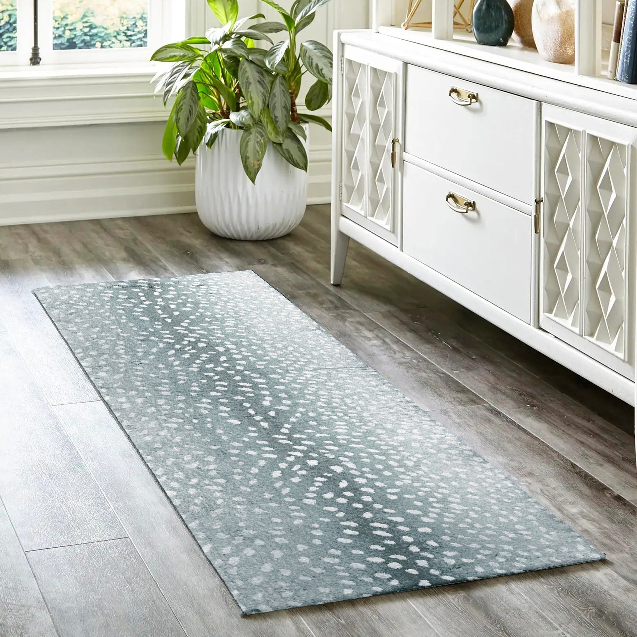 Luxury Machine Washable Casual AK3 Flannel Gray Rug 2'3" x 7'6" #shape_Runner