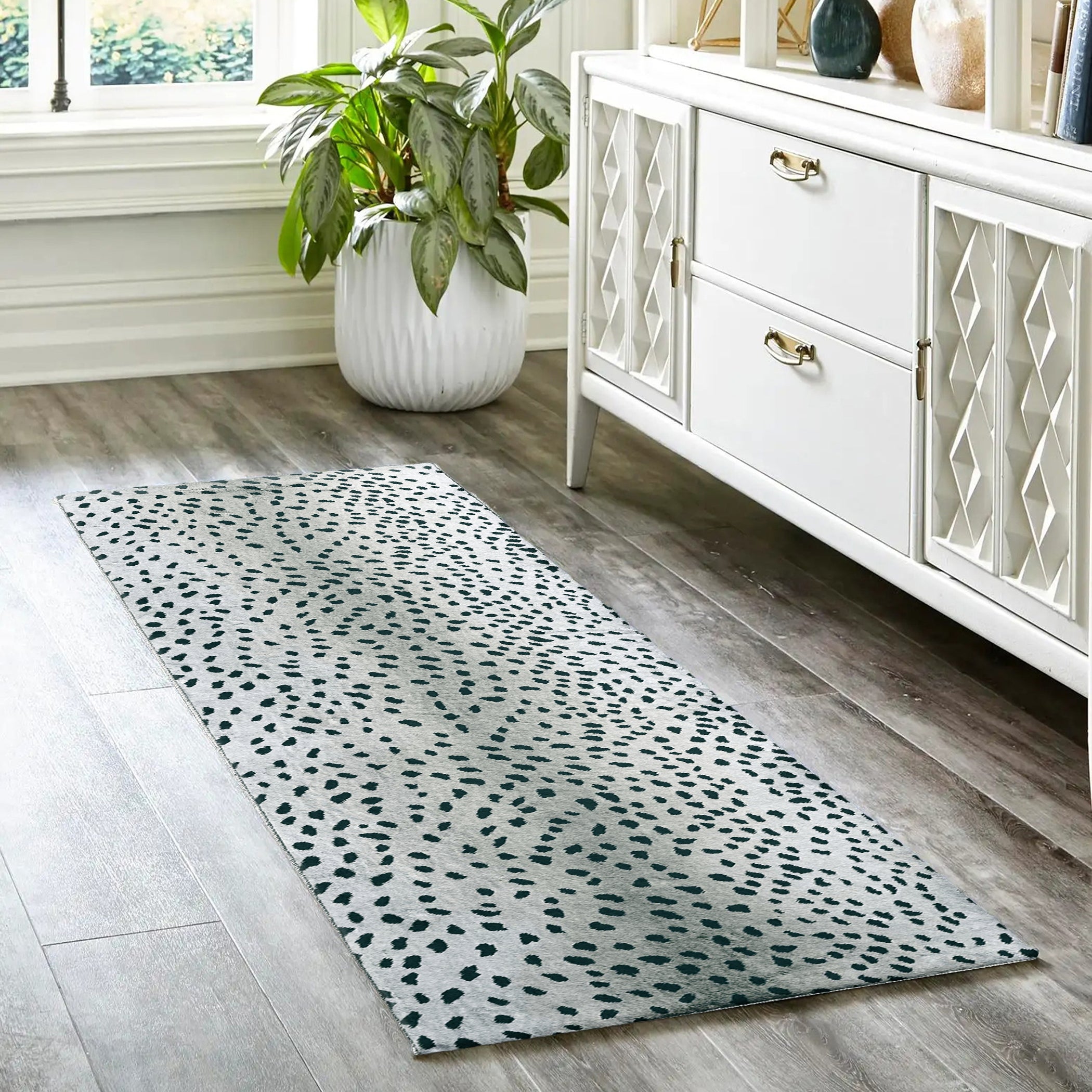 Luxury Machine Washable Casual AK3 Ivory Black Rug 2'3" x 7'6" #shape_Runner