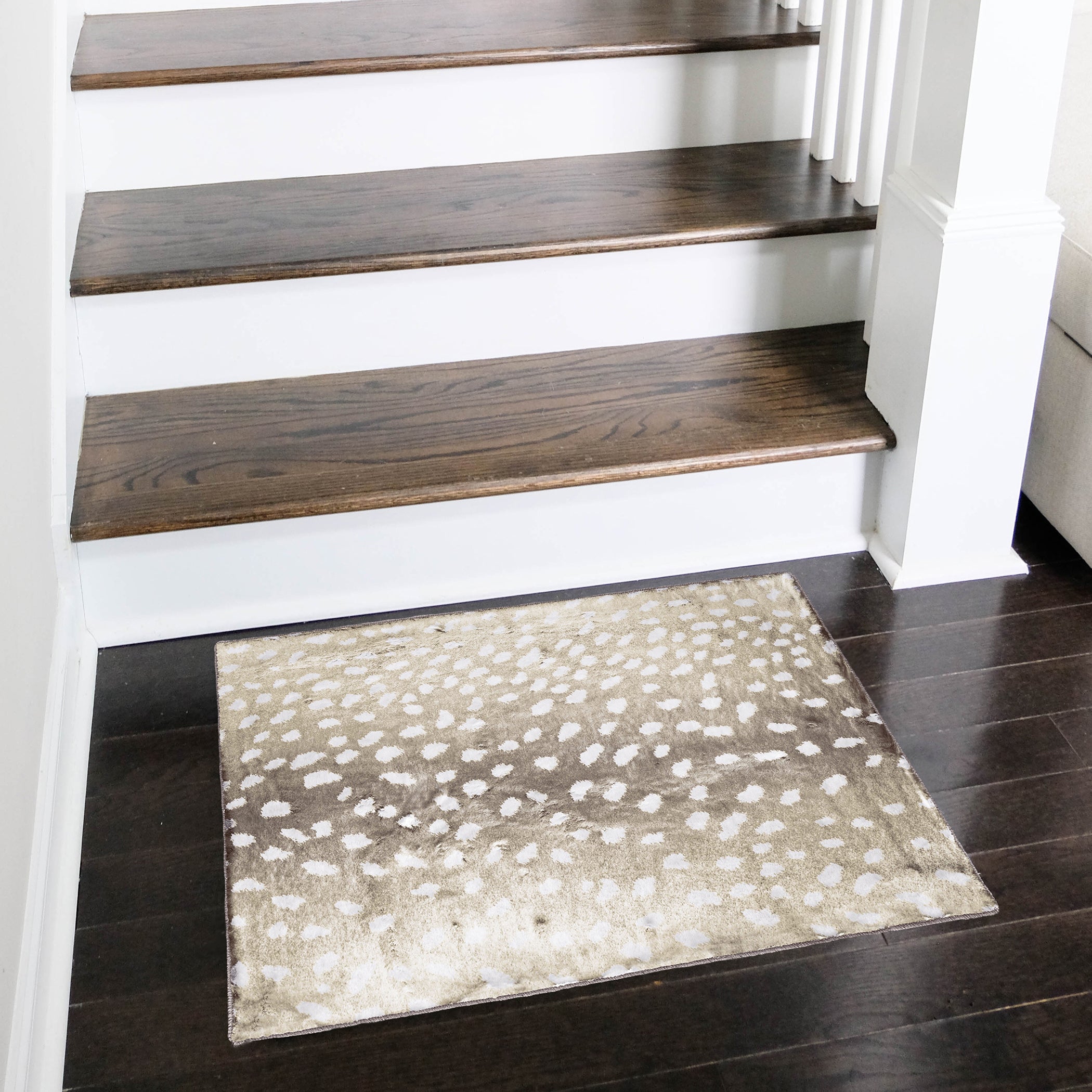 Luxury Machine Washable Casual AK3 Stone Brown Rug 1'8" x 2'6" #shape_Rectangle