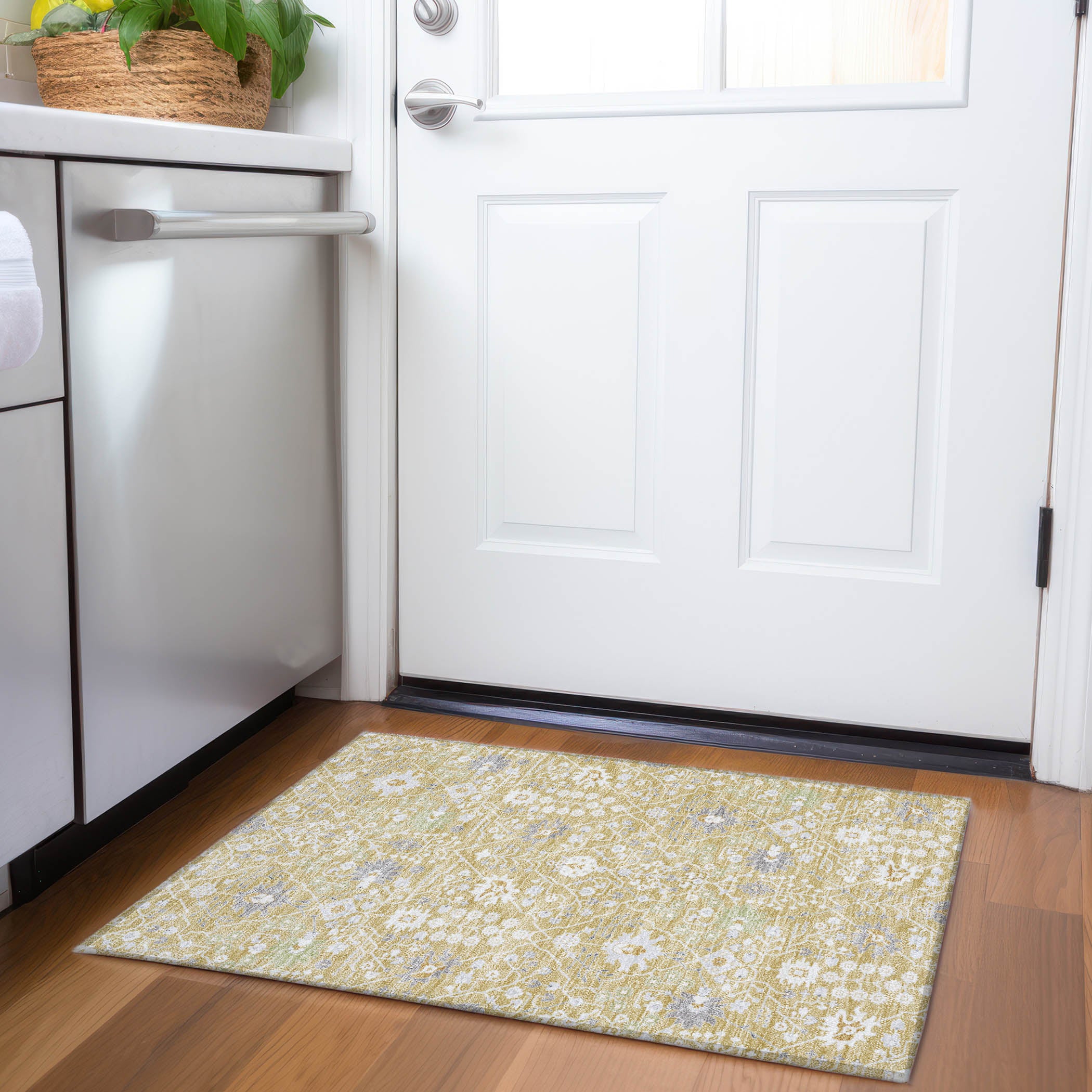 Colombo Machine Washable Traditional Gold Rug 1'8" x 2'6" #shape_Rectangle
