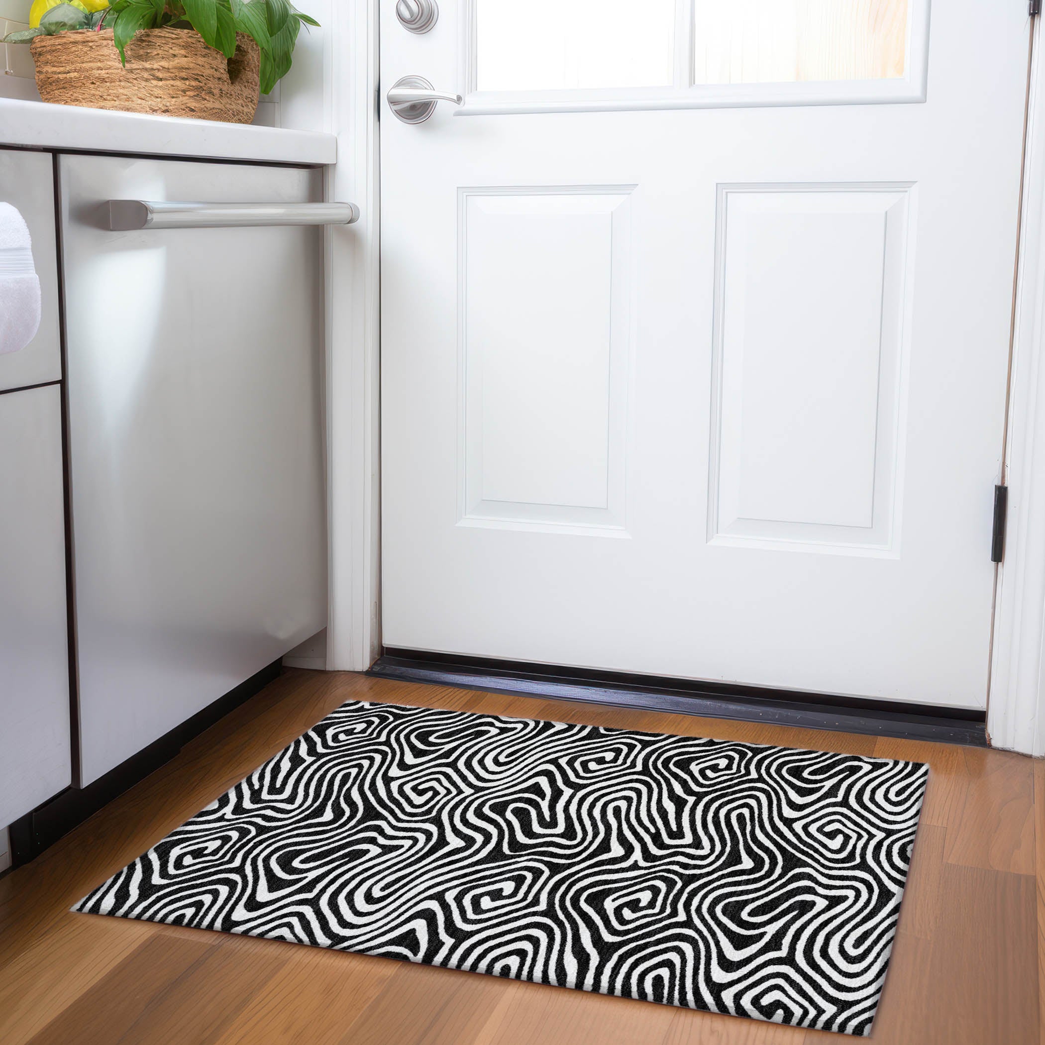 Montevideo Machine Washable Transitional Black Rug 1'8" x 2'6" #shape_Rectangle
