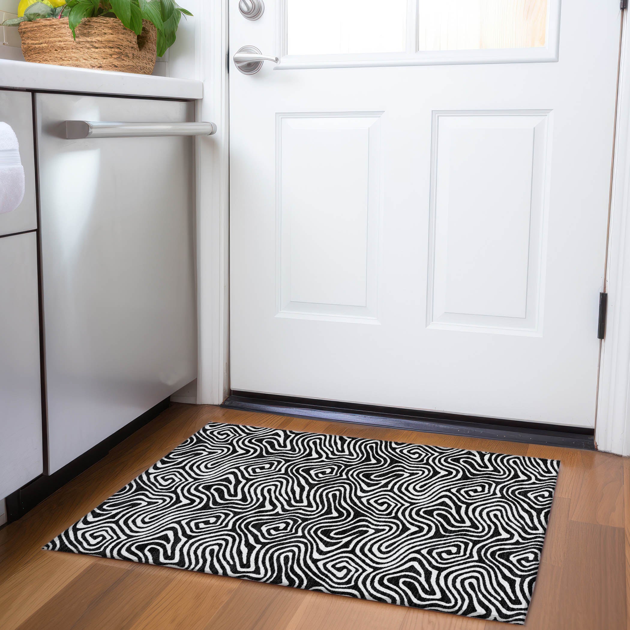 Havana Machine Washable Transitional Black Rug 1'8" x 2'6" #shape_Rectangle