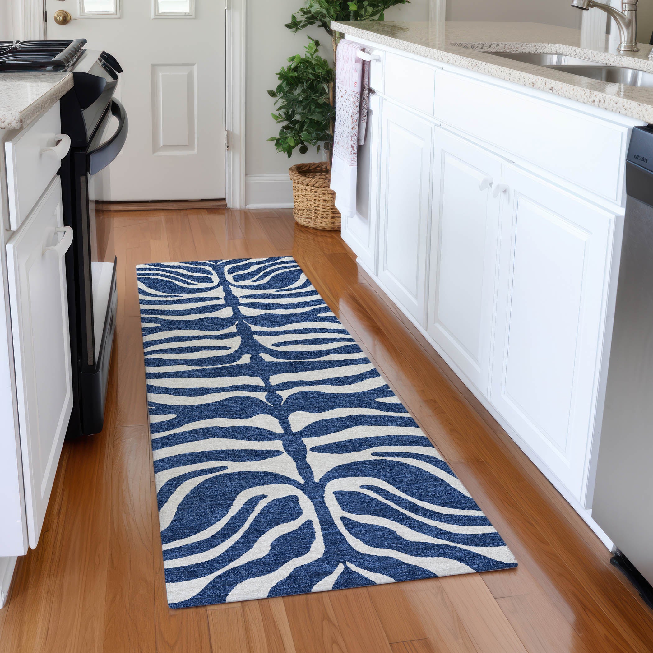 Dubrovnik Machine Washable Transitional Navy Blue Rug 2'3" x 7'6" #shape_Runner