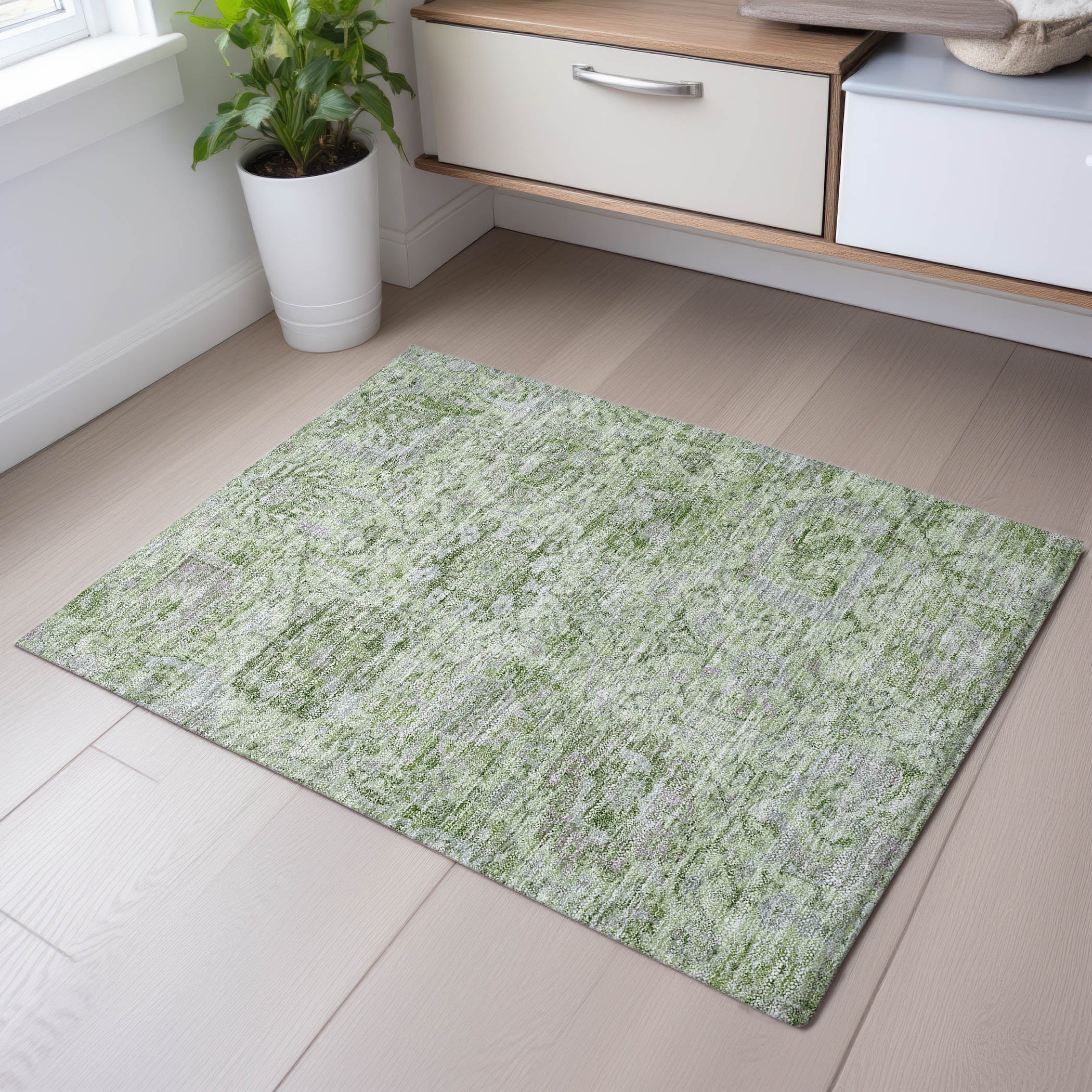 Colombo Machine Washable Traditional Mint Green Rug 1'8" x 2'6" #shape_Rectangle