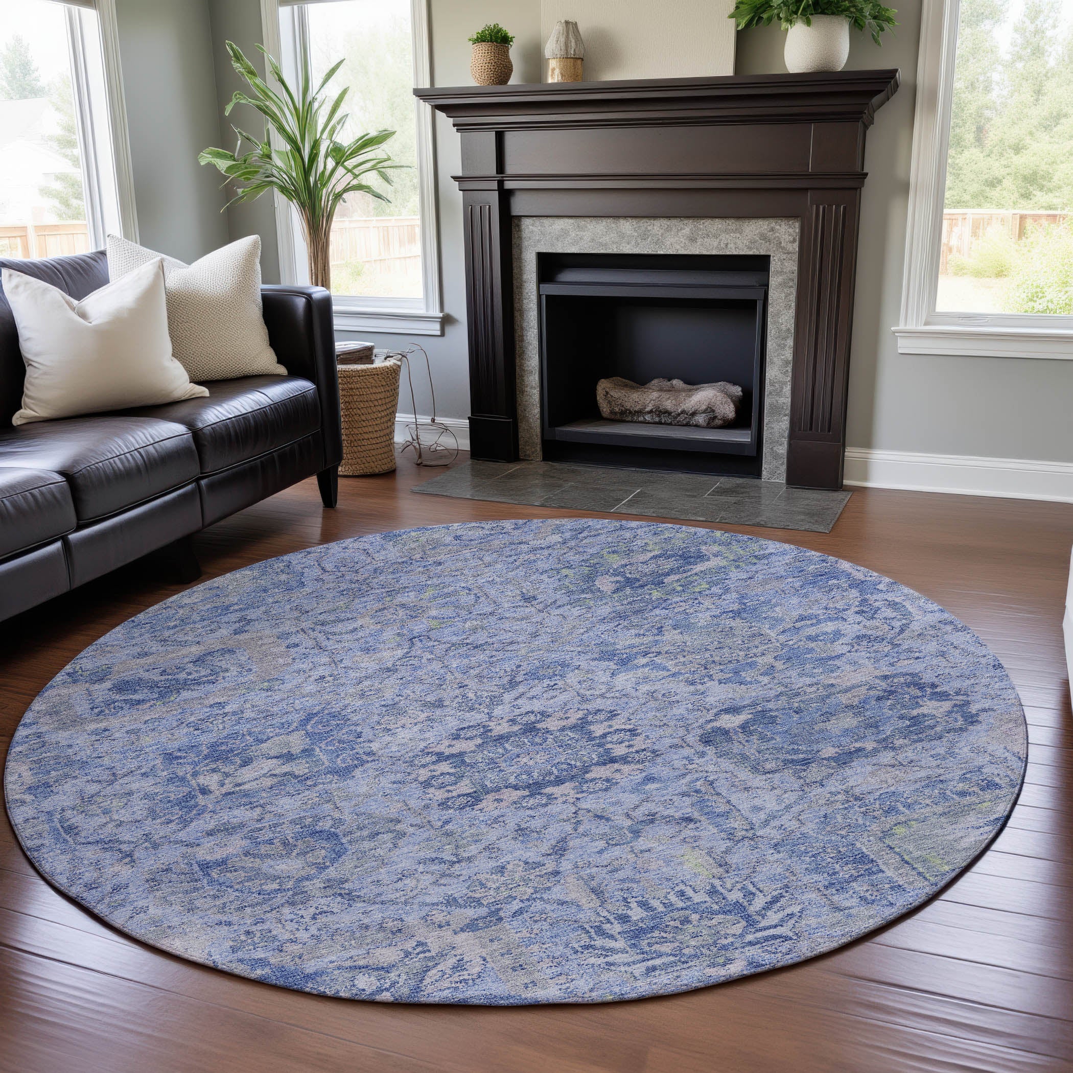 Colombo Machine Washable Traditional Sky Blue Rug 8' x 8' #shape_Round