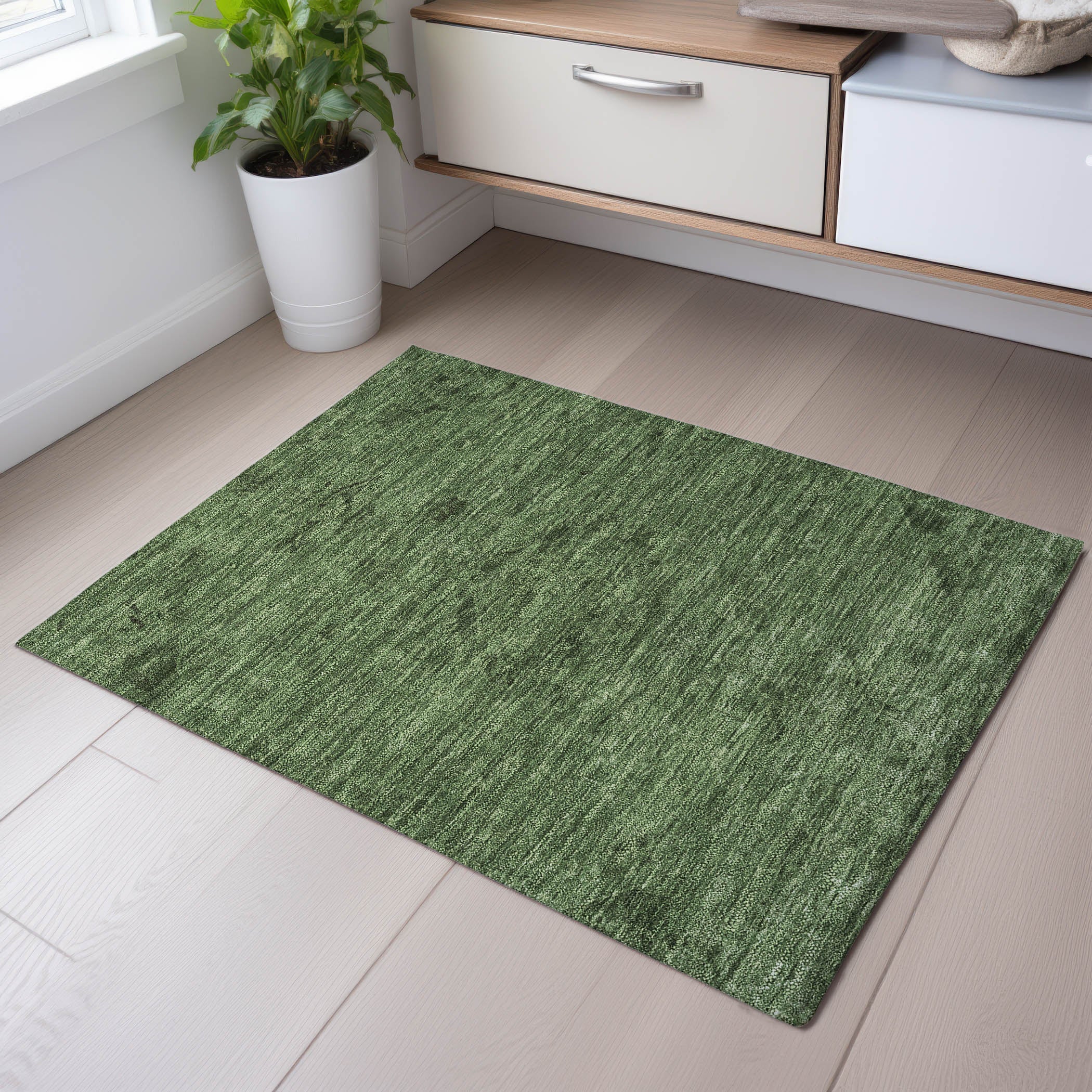 Salzburg Machine Washable Traditional Fern Green Rug 1'8" x 2'6" #shape_Rectangle