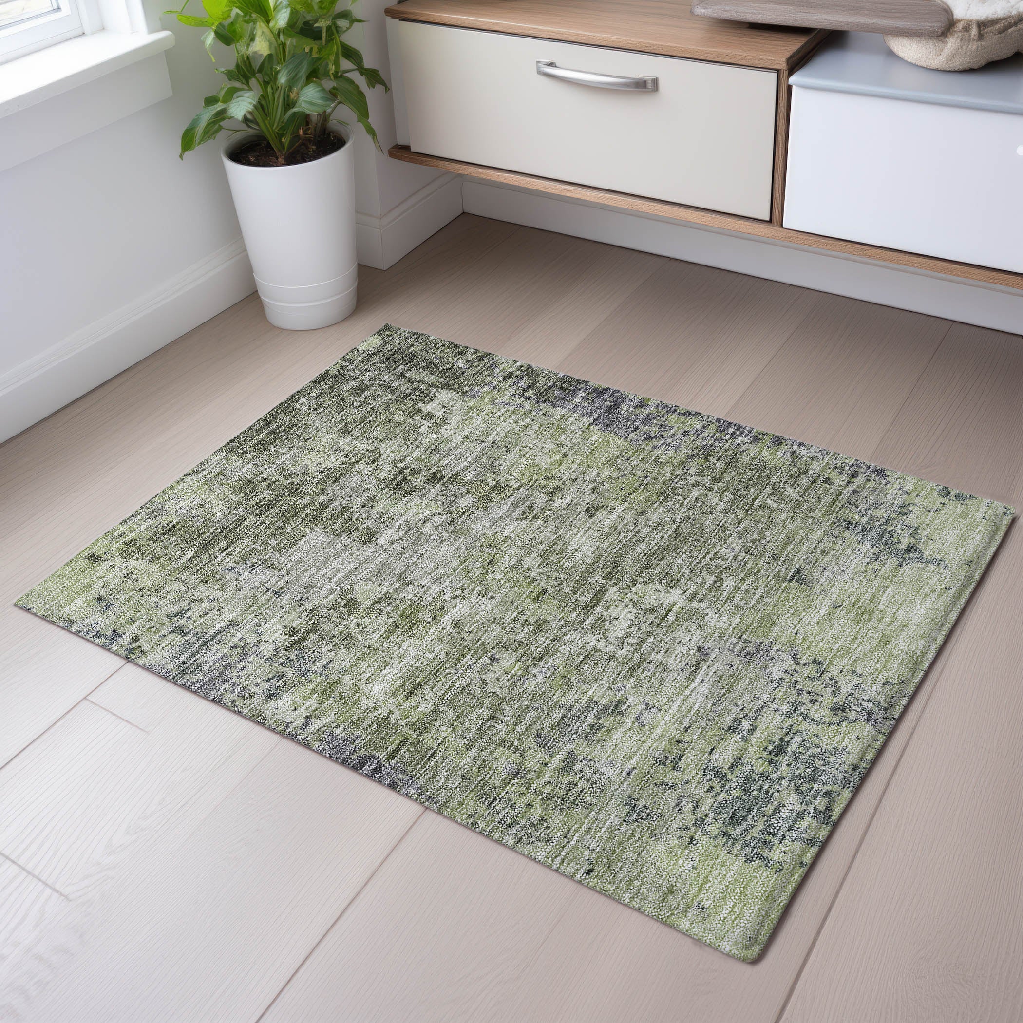 Lucerne Machine Washable Transitional Green Rug 1'8" x 2'6" #shape_Rectangle