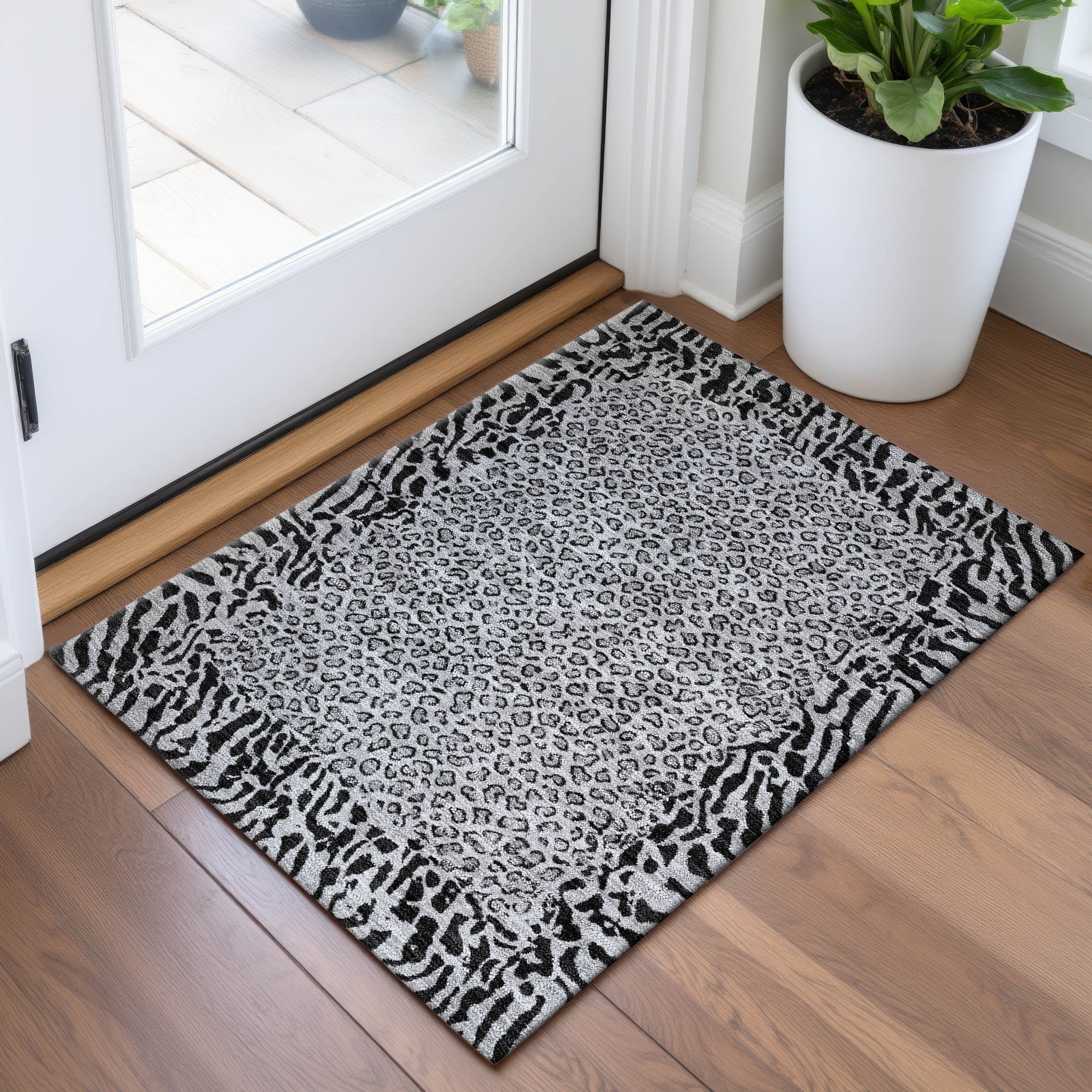 Baku Machine Washable Transitional Gray Rug 1'8" x 2'6" #shape_Rectangle