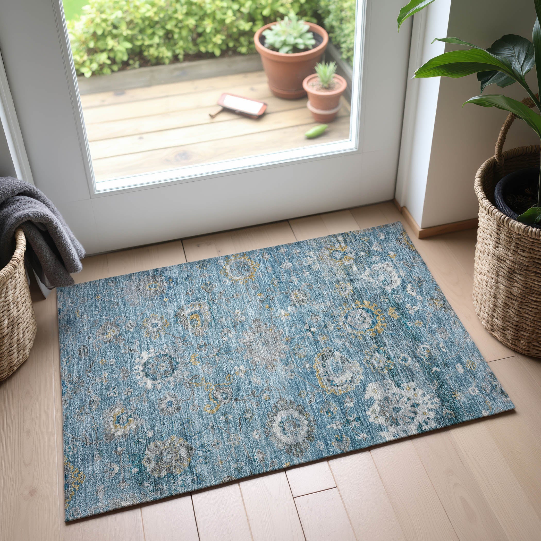 Tbilisi Machine Washable Traditional Teal Rug 1'8" x 2'6" #shape_Rectangle