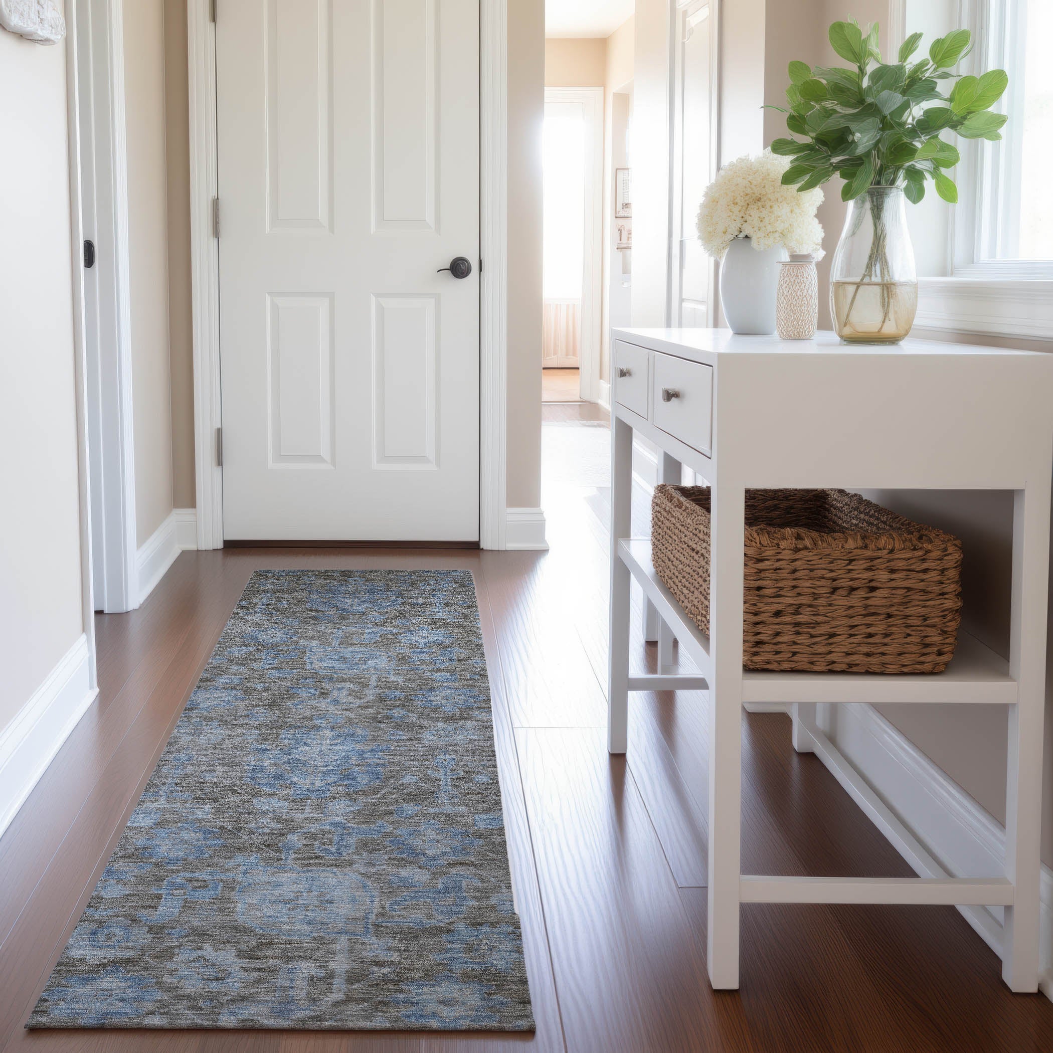 Istanbul Machine Washable Traditional Gray Rug 2'3" x 7'6" #shape_Runner