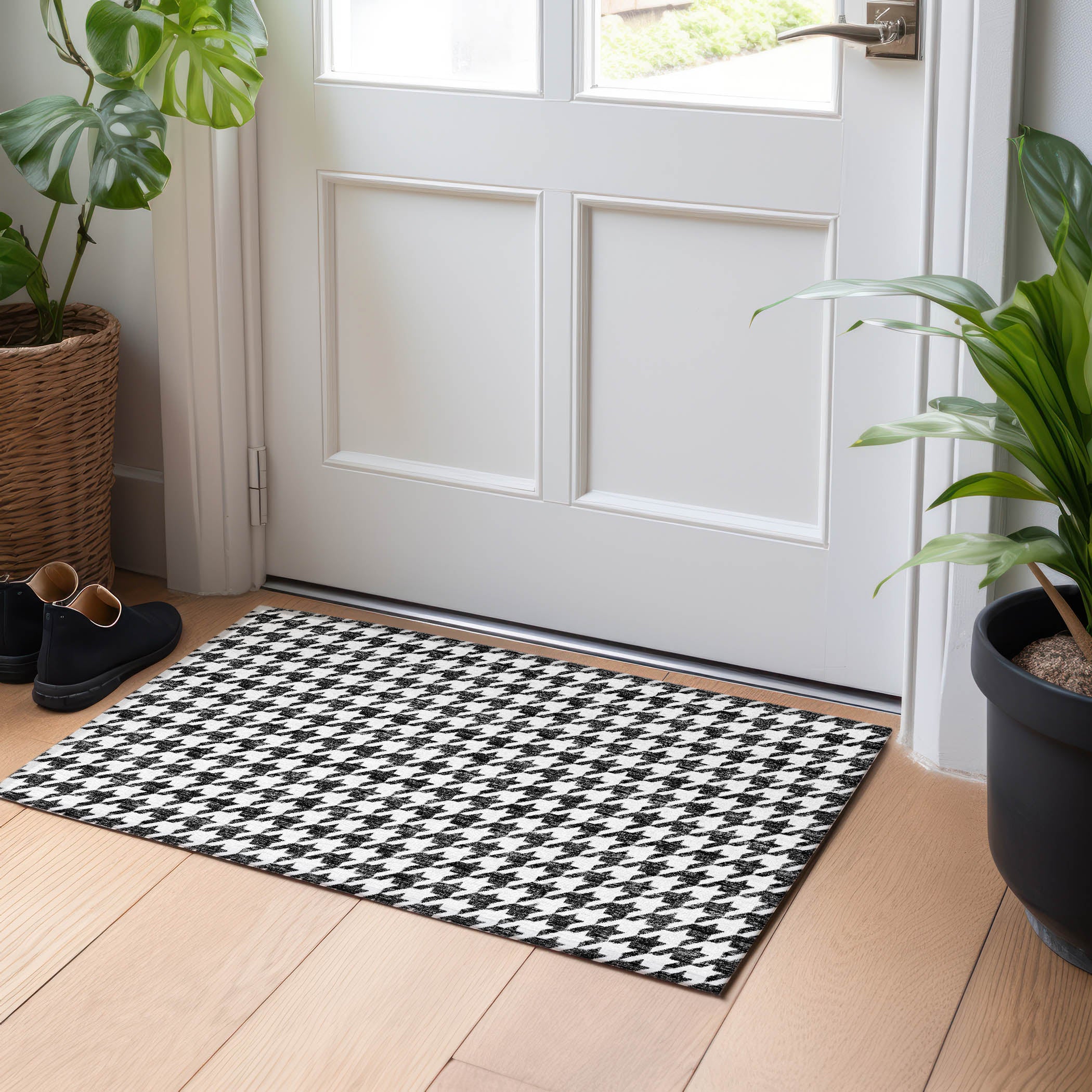 Mdina Machine Washable Transitional Black Rug 1'8" x 2'6" #shape_Rectangle