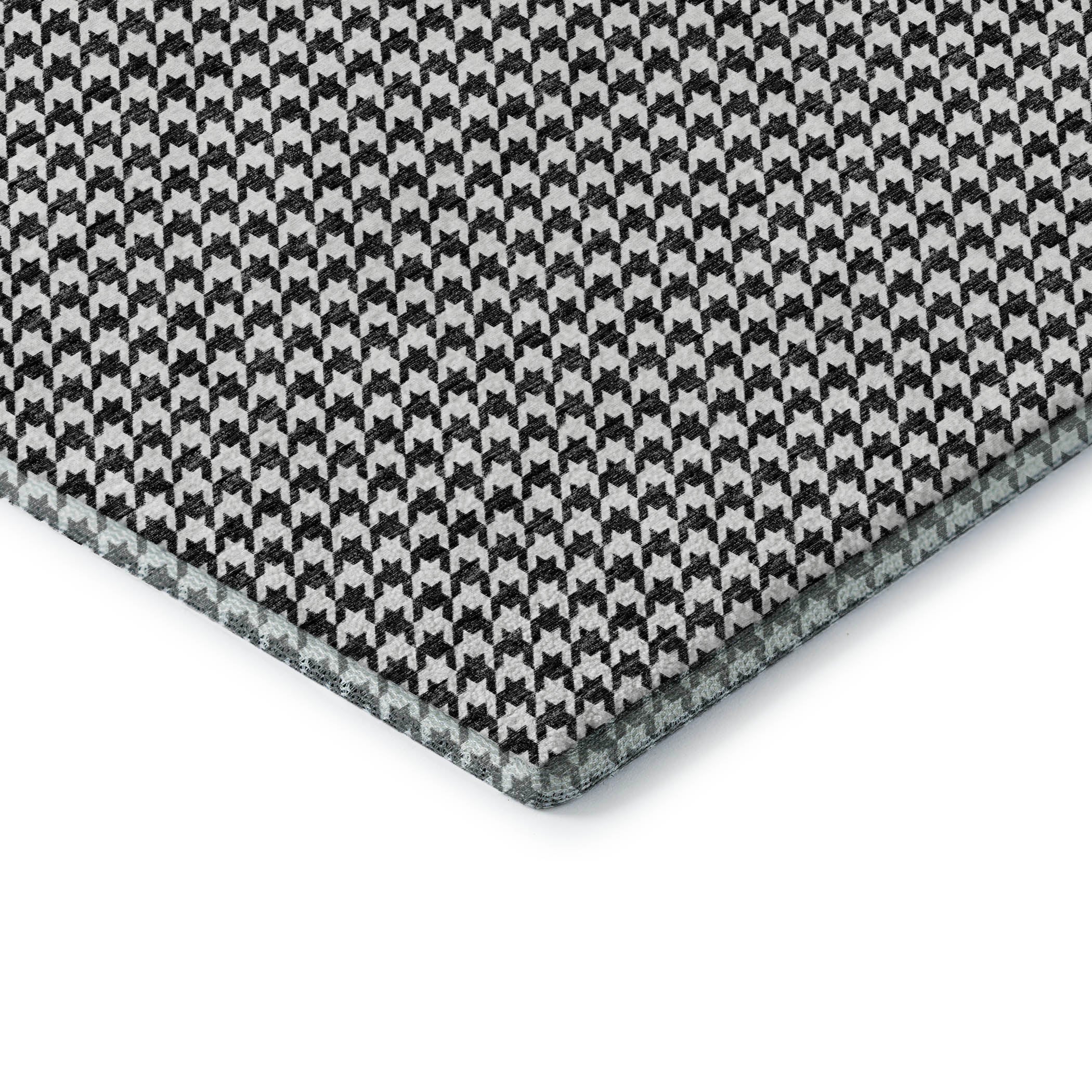 Mdina Machine Washable Transitional Black Rug 1'8" x 2'6" #shape_Rectangle