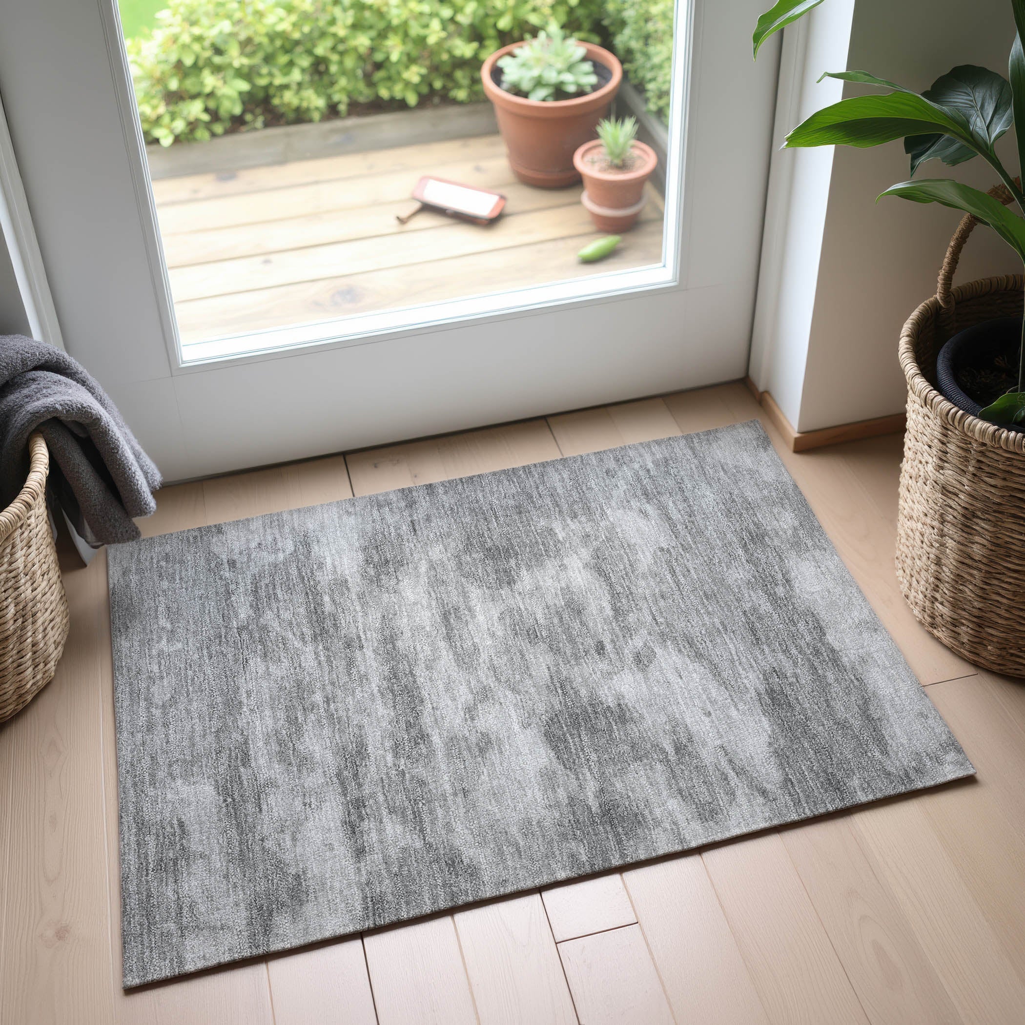 Porto Machine Washable Transitional Silver Gray Rug 1'8" x 2'6" #shape_Rectangle