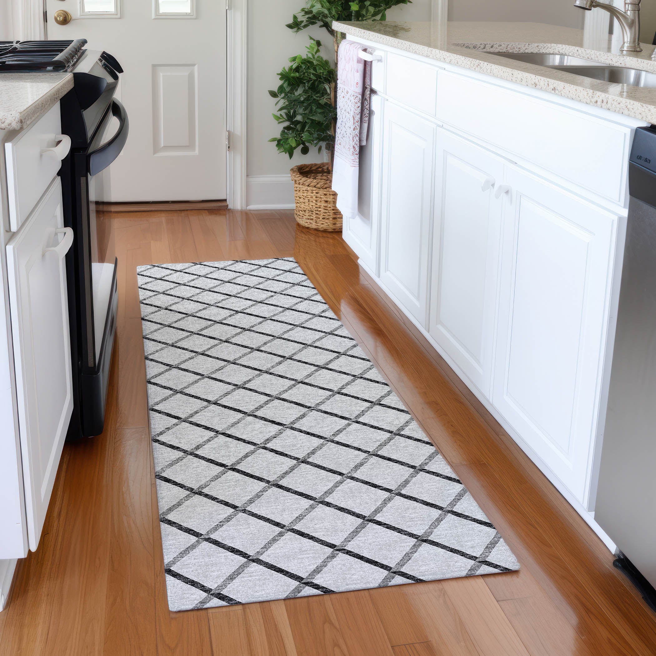 Oaxaca Machine Washable Transitional Gray Rug 2'3" x 7'6" #shape_Runner
