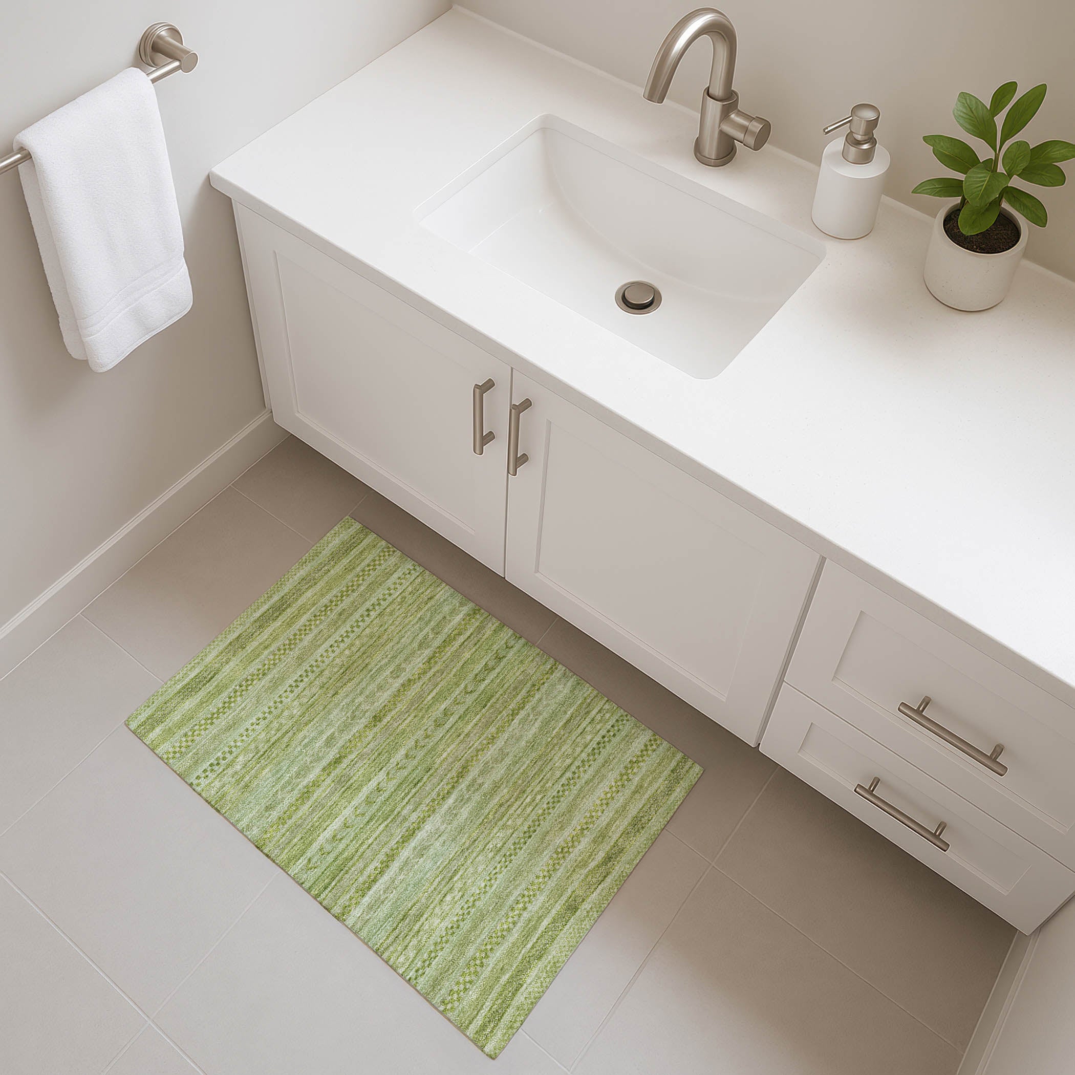 Sarajevo Machine Washable Transitional Cactus Green Rug 1'8" x 2'6" #shape_Rectangle
