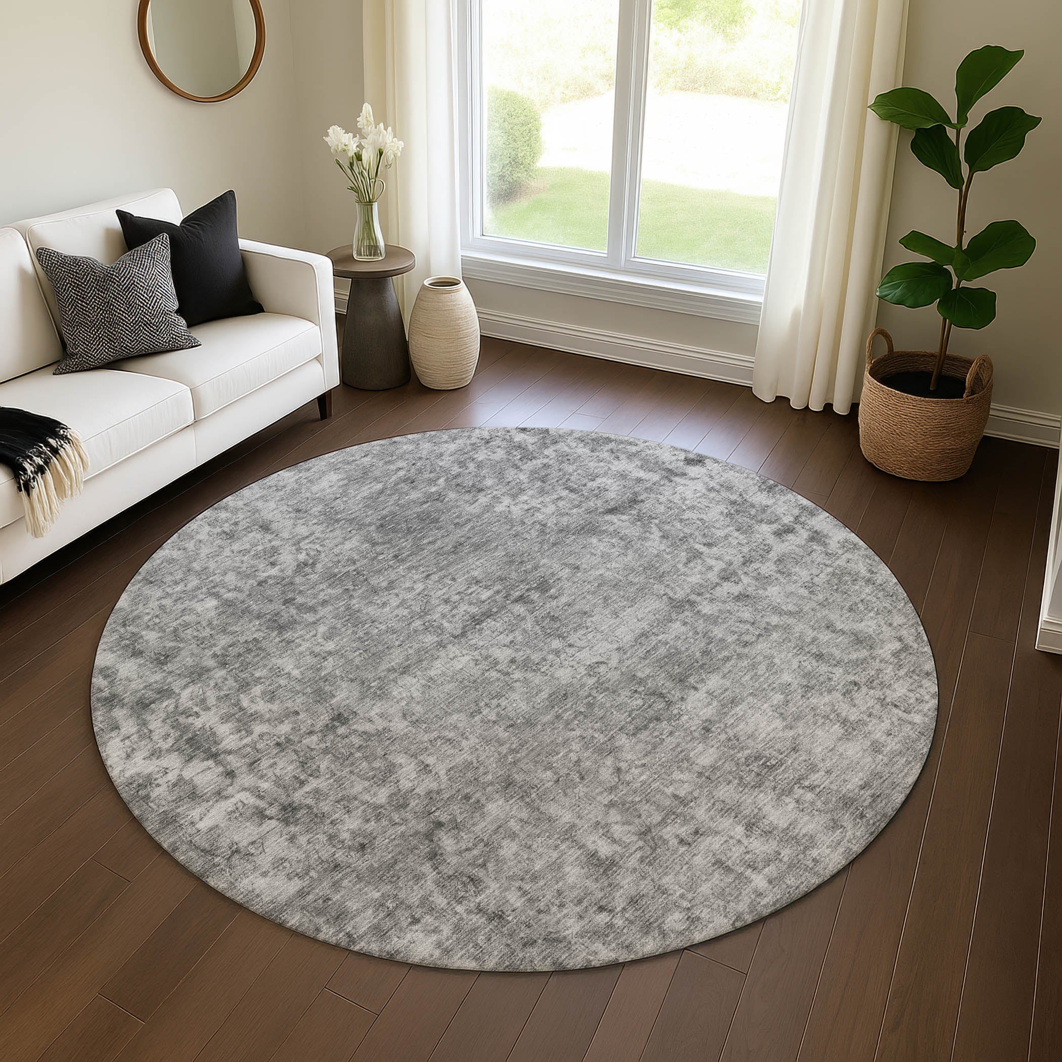 Baku Machine Washable Traditional Gray Rug 8' x 8' #shape_Round