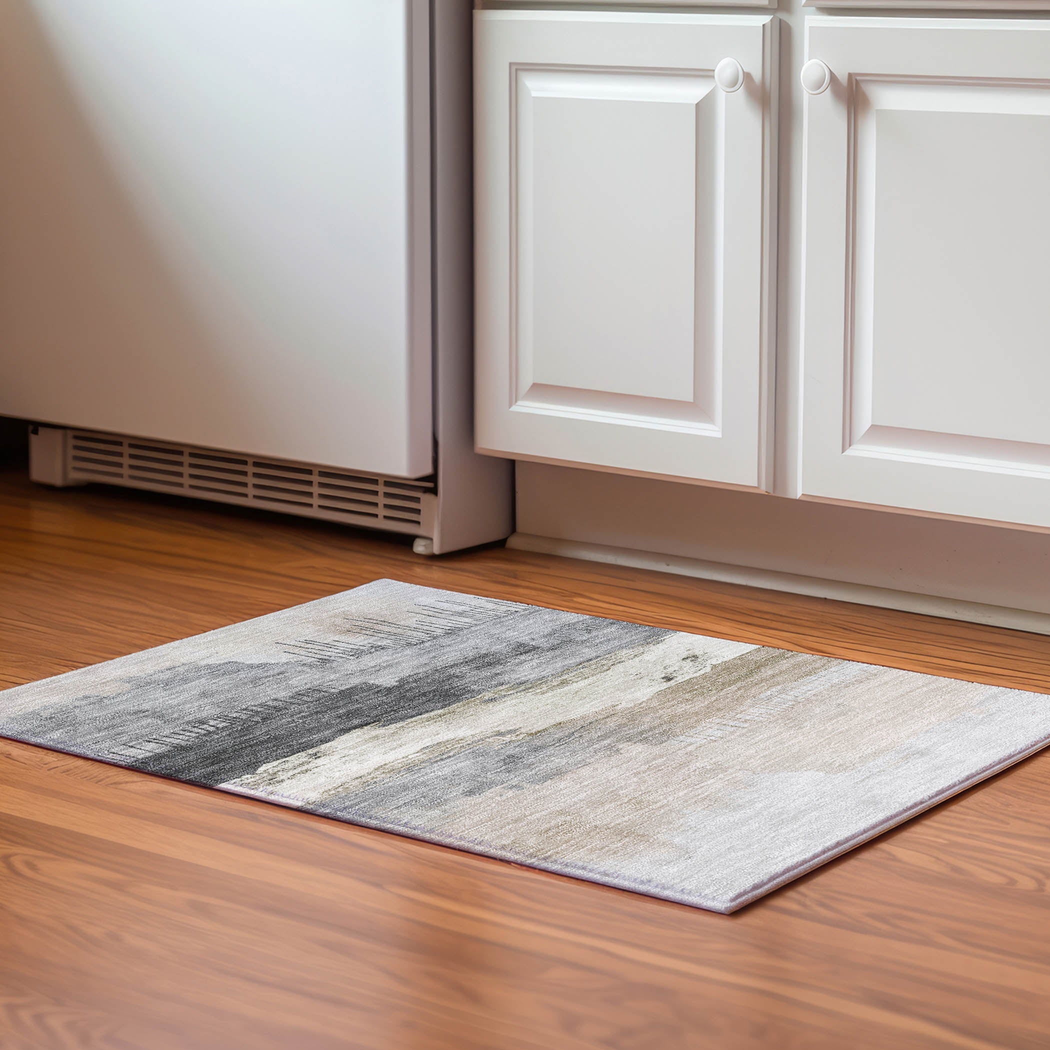 Salzburg Machine Washable Transitional Ivory Rug 1'8" x 2'6" #shape_Rectangle