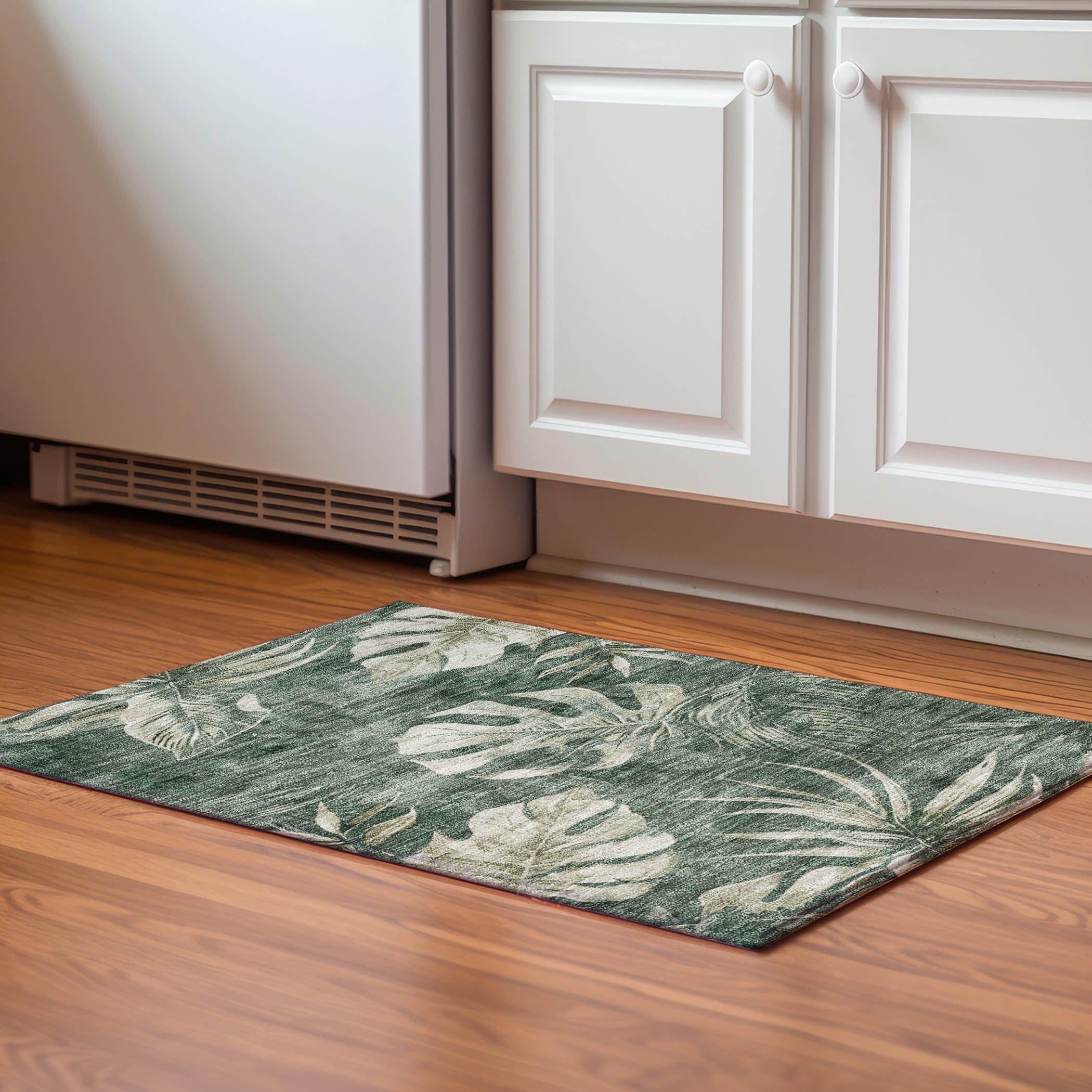 Tbilisi Machine Washable Transitional Fern Green Rug 1'8" x 2'6" #shape_Rectangle