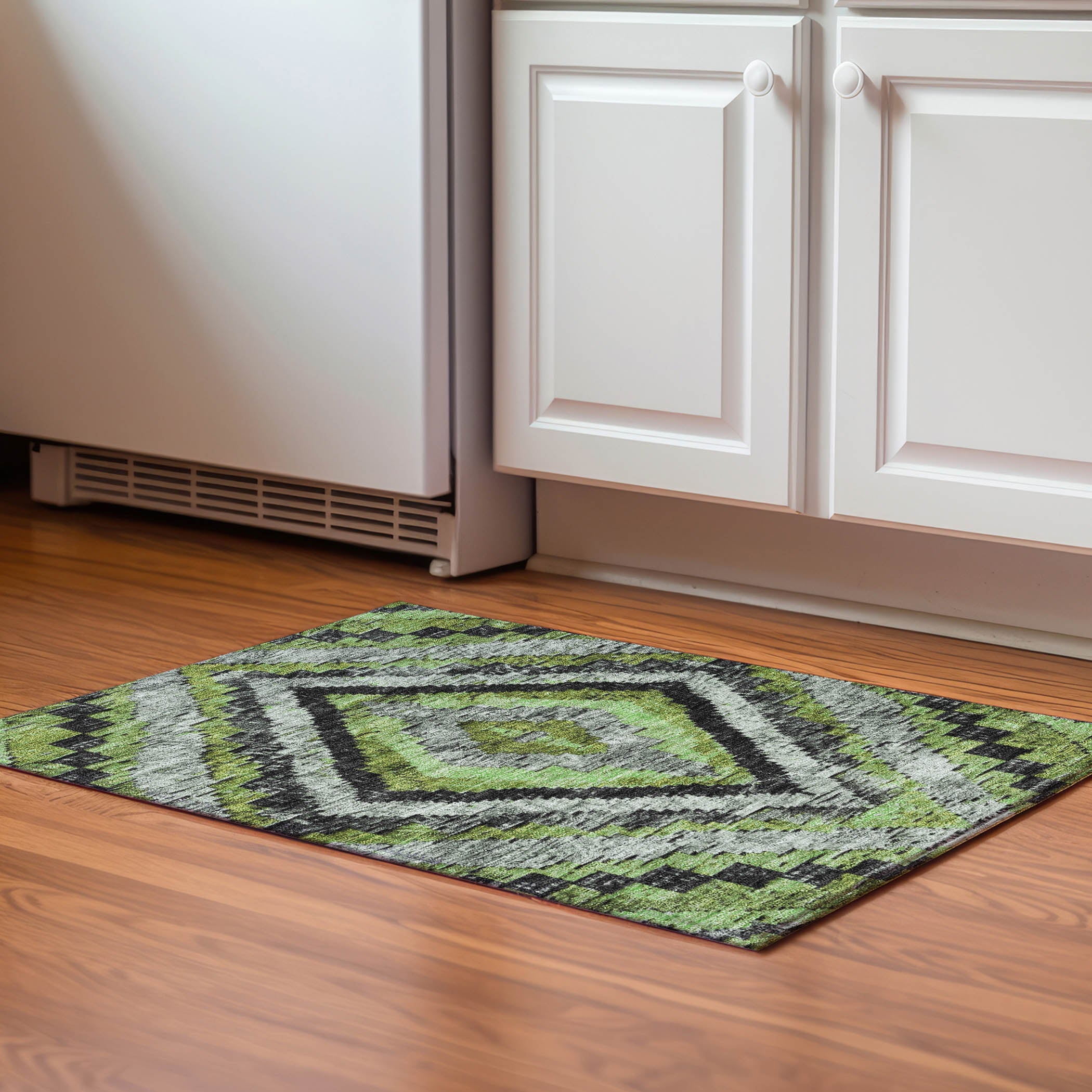 Porto Machine Washable Transitional Aloe Green Rug 1'8" x 2'6" #shape_Rectangle